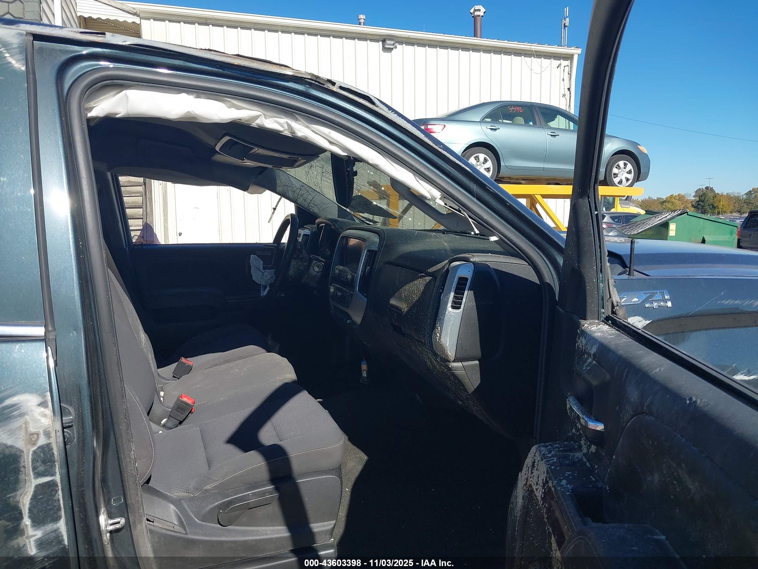 GMC SIERRA image 5