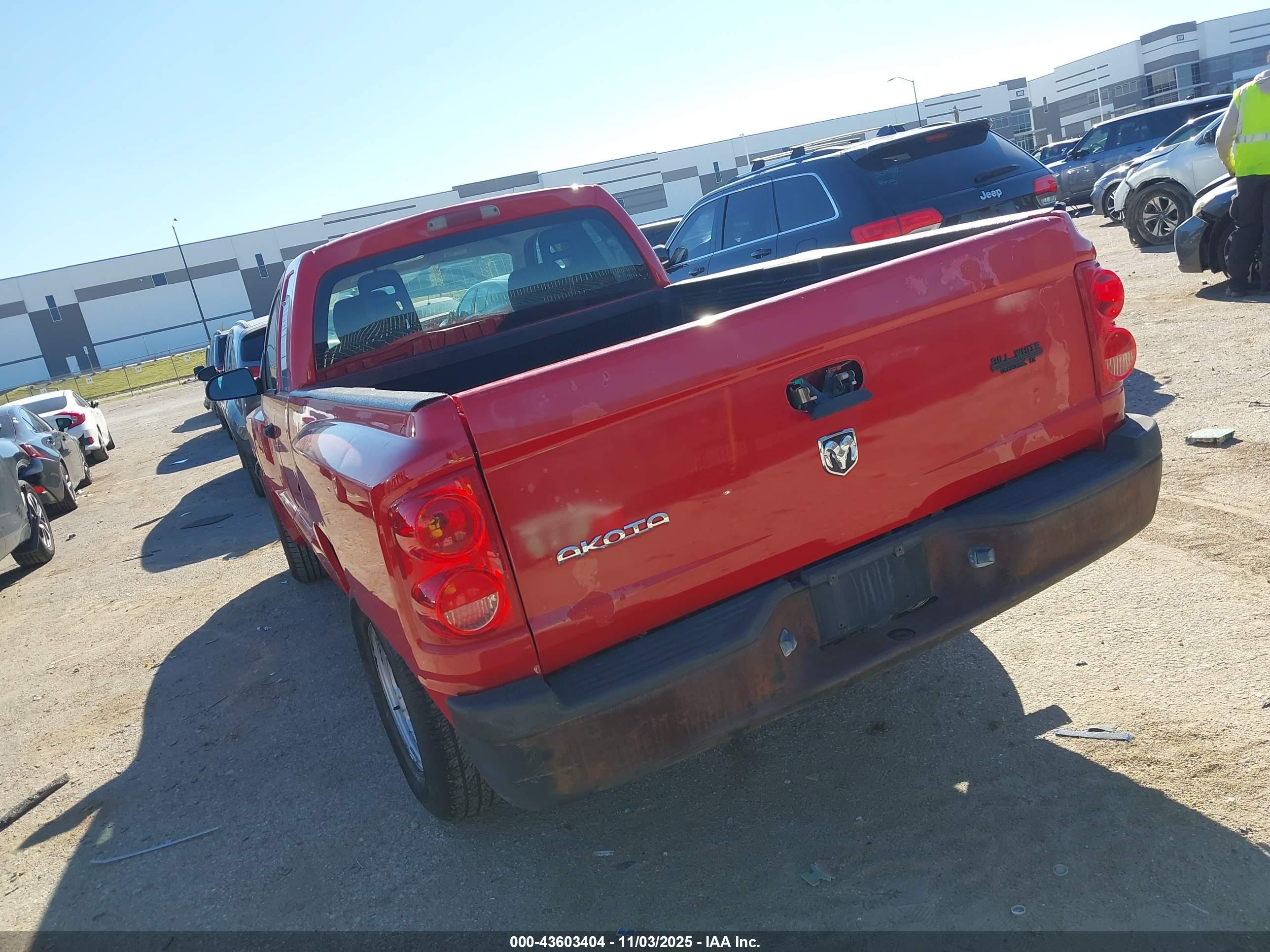DODGE DAKOTA image 3