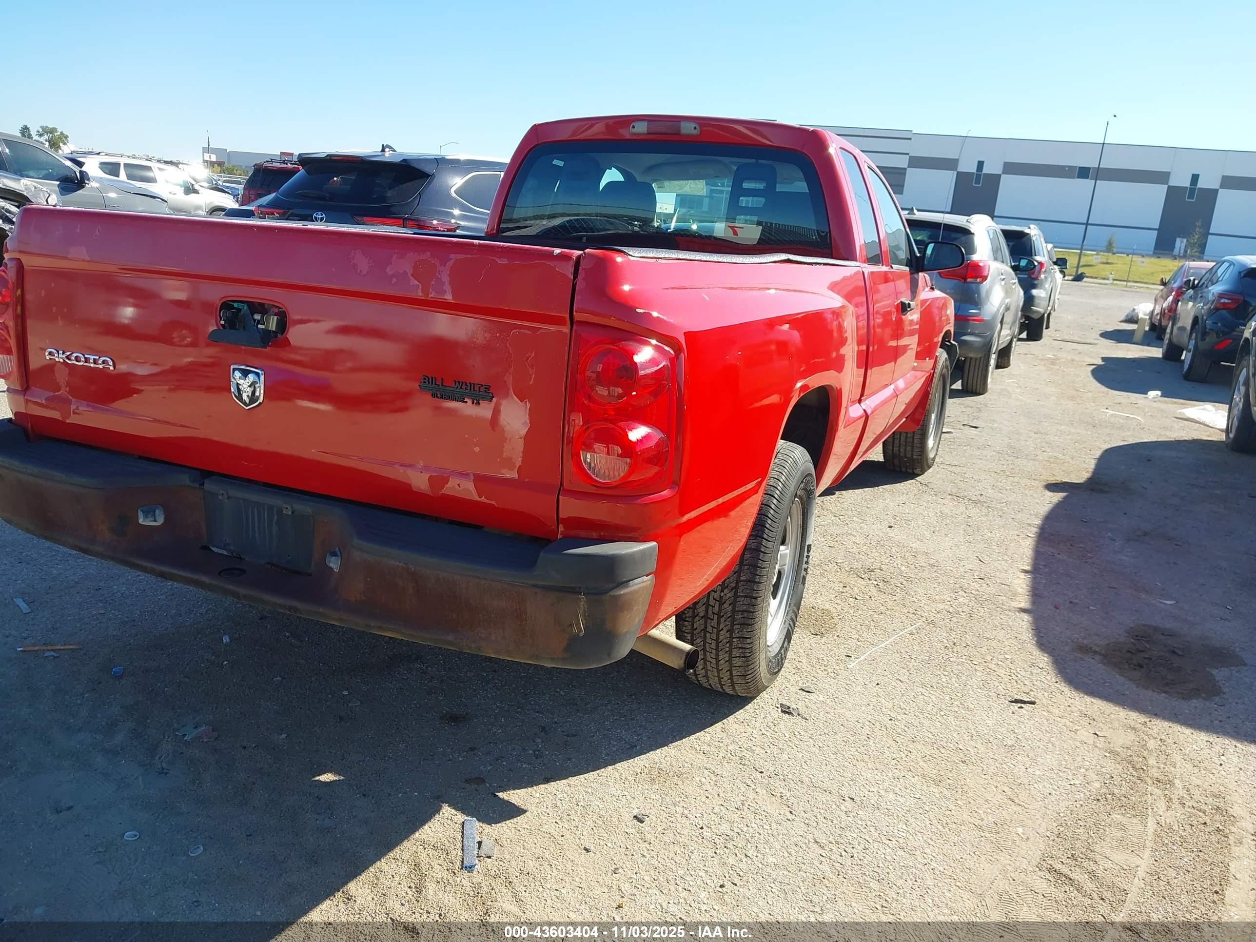 DODGE DAKOTA image 4
