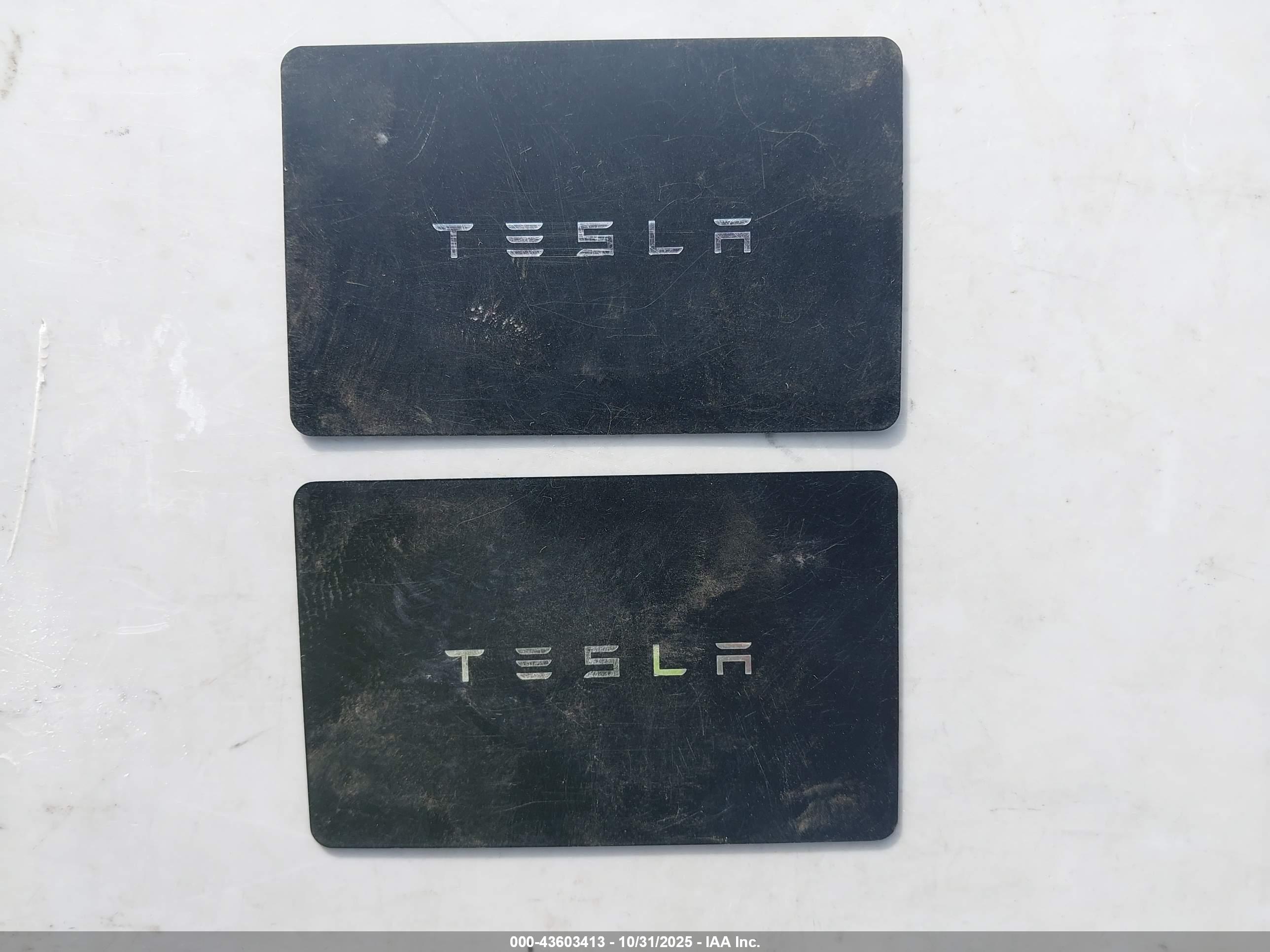 TESLA MODEL image 11