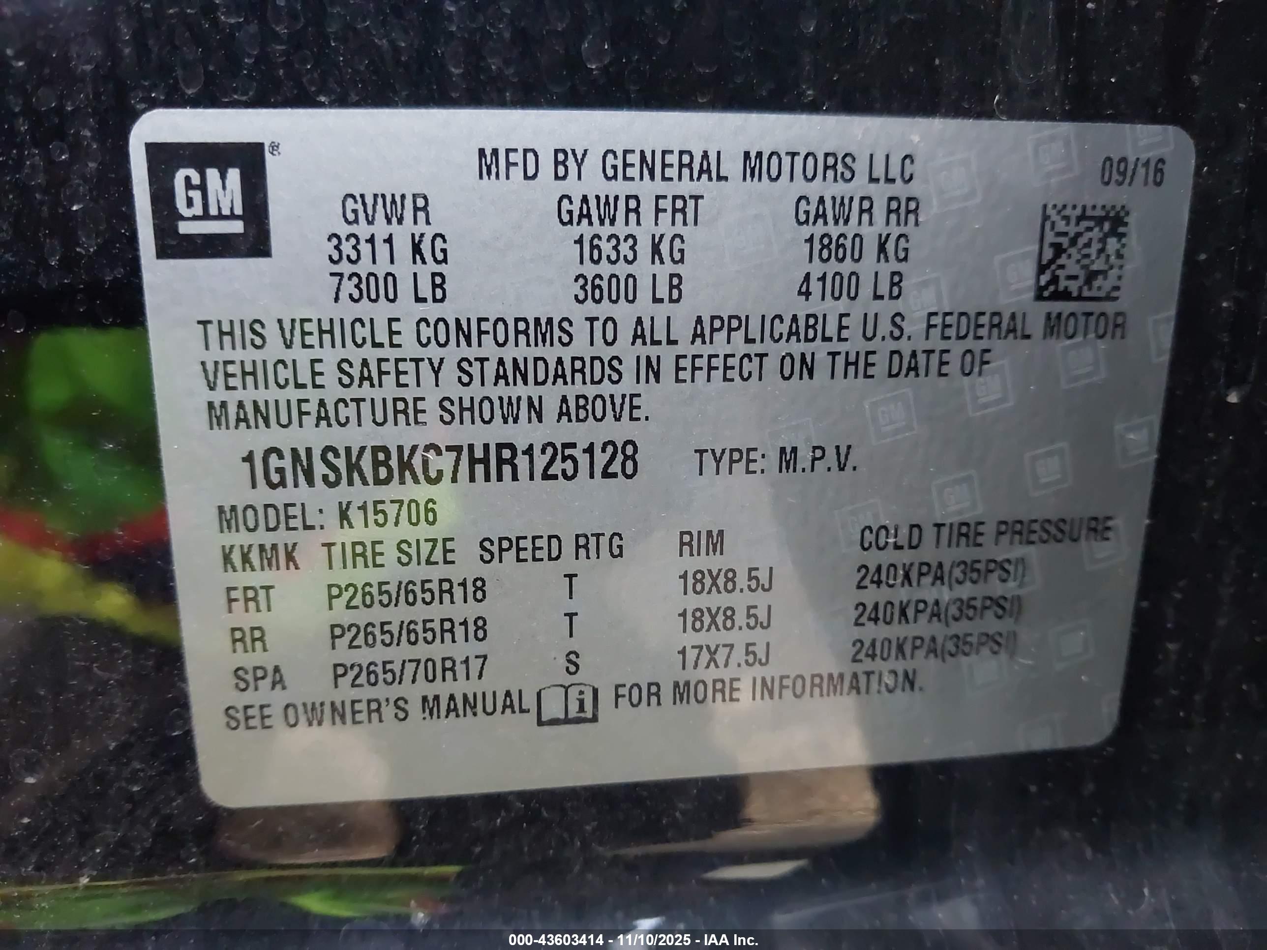 CHEVROLET TAHOE image 9
