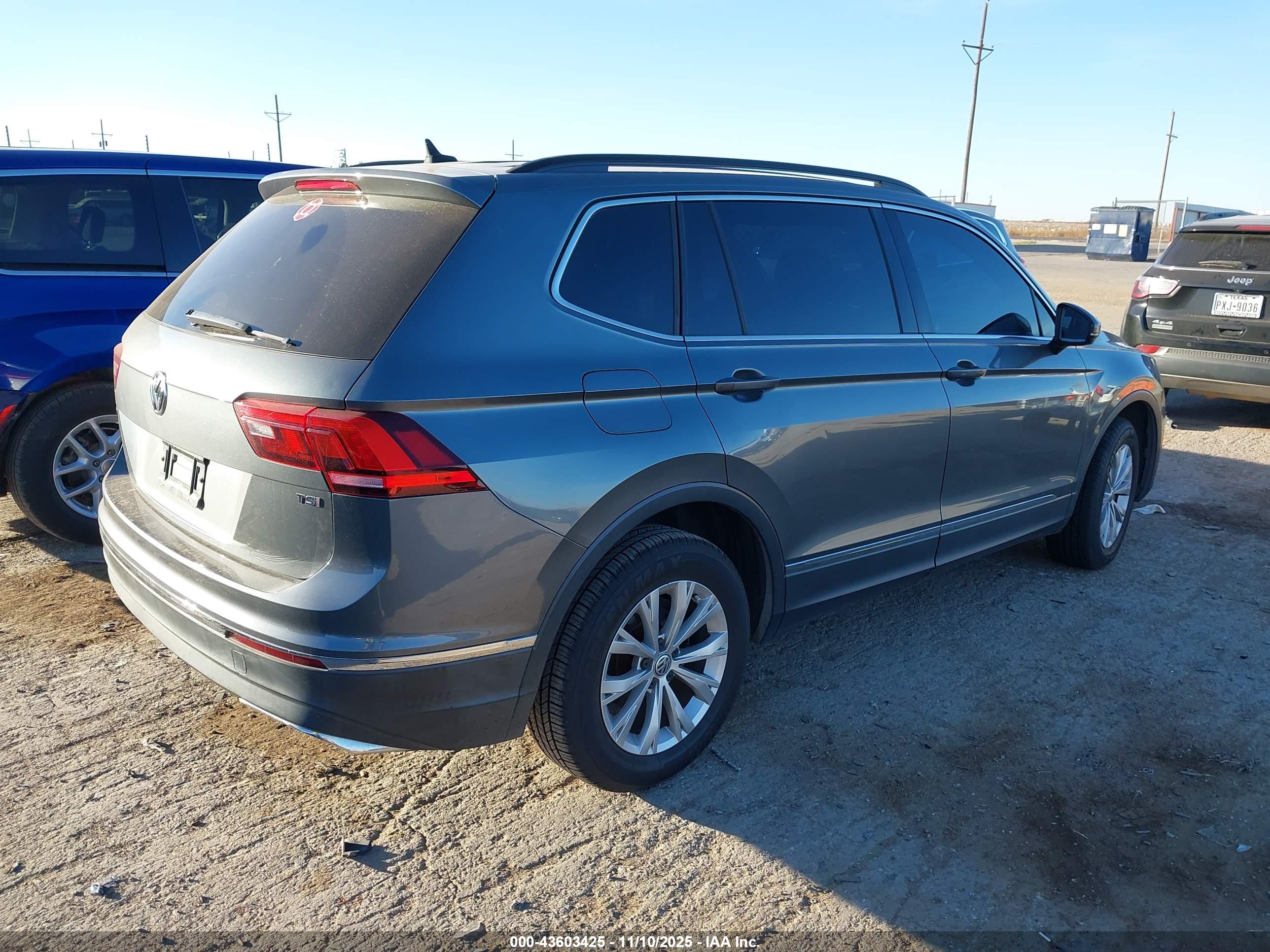 VOLKSWAGEN TIGUAN image 4