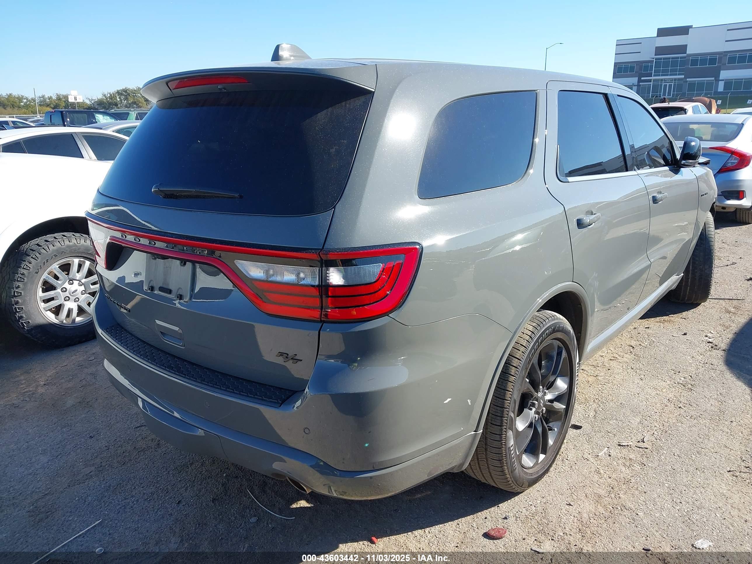 DODGE DURANGO image 4