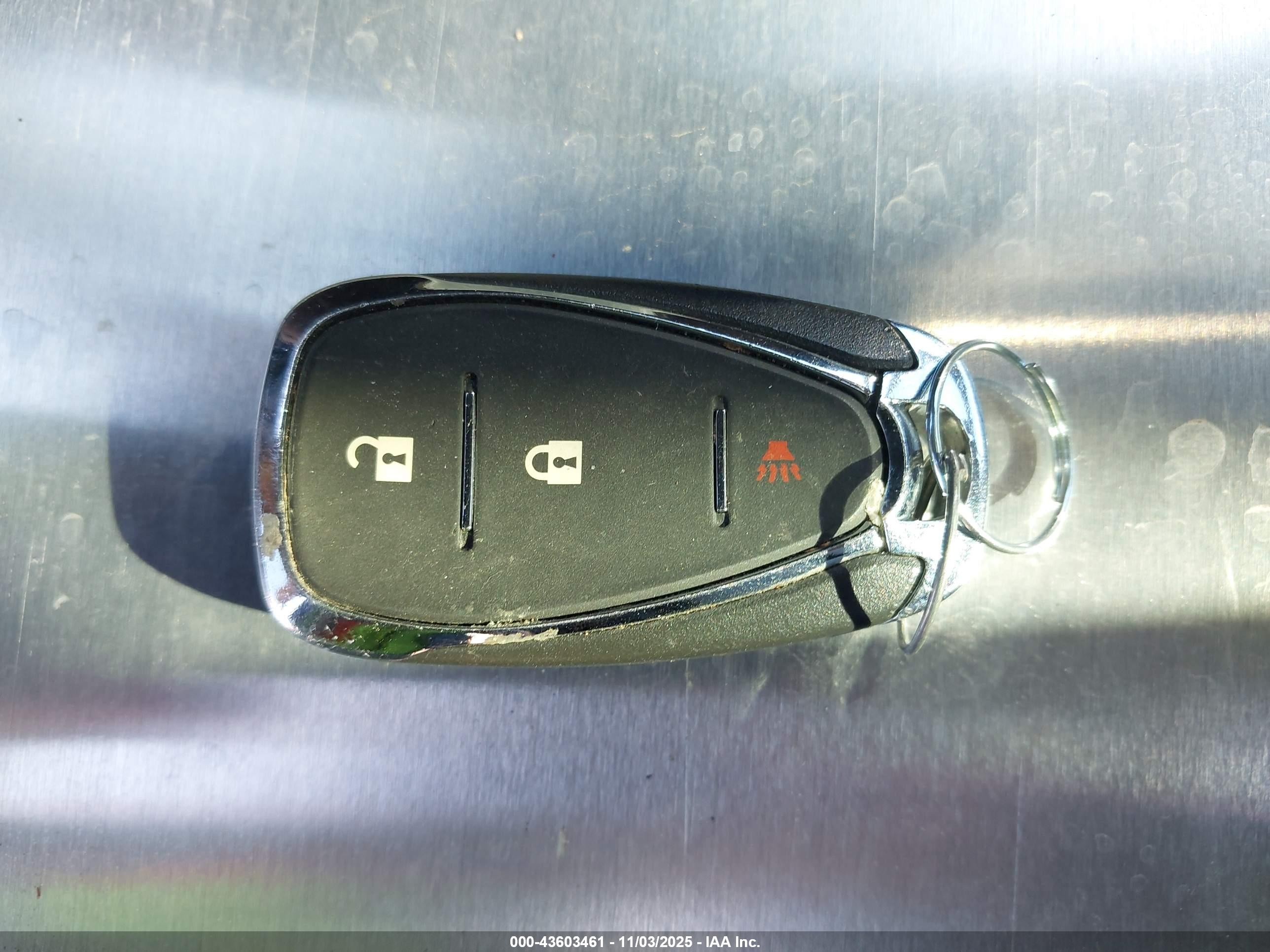 CHEVROLET EQUINOX image 11