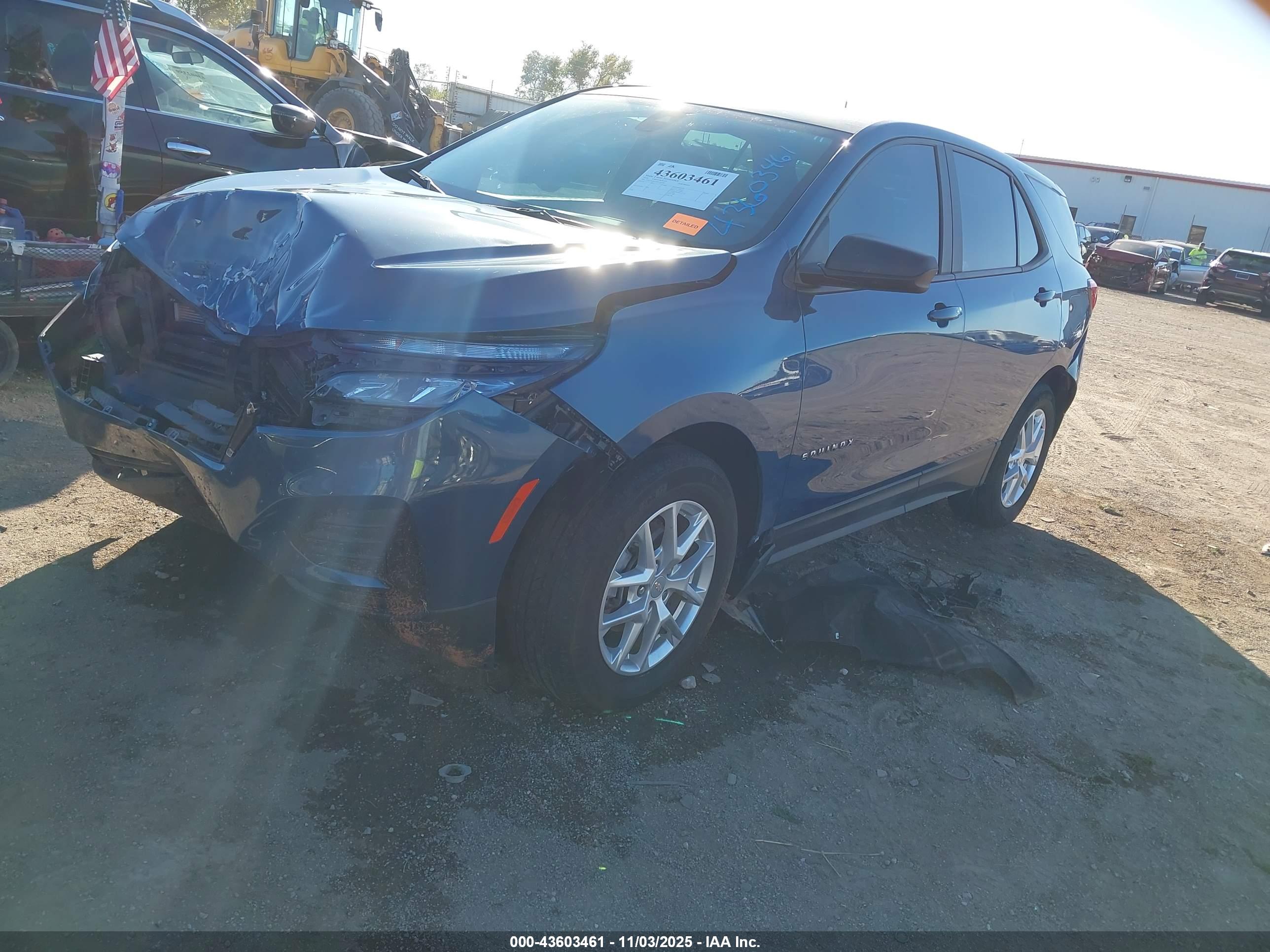 CHEVROLET EQUINOX image 2
