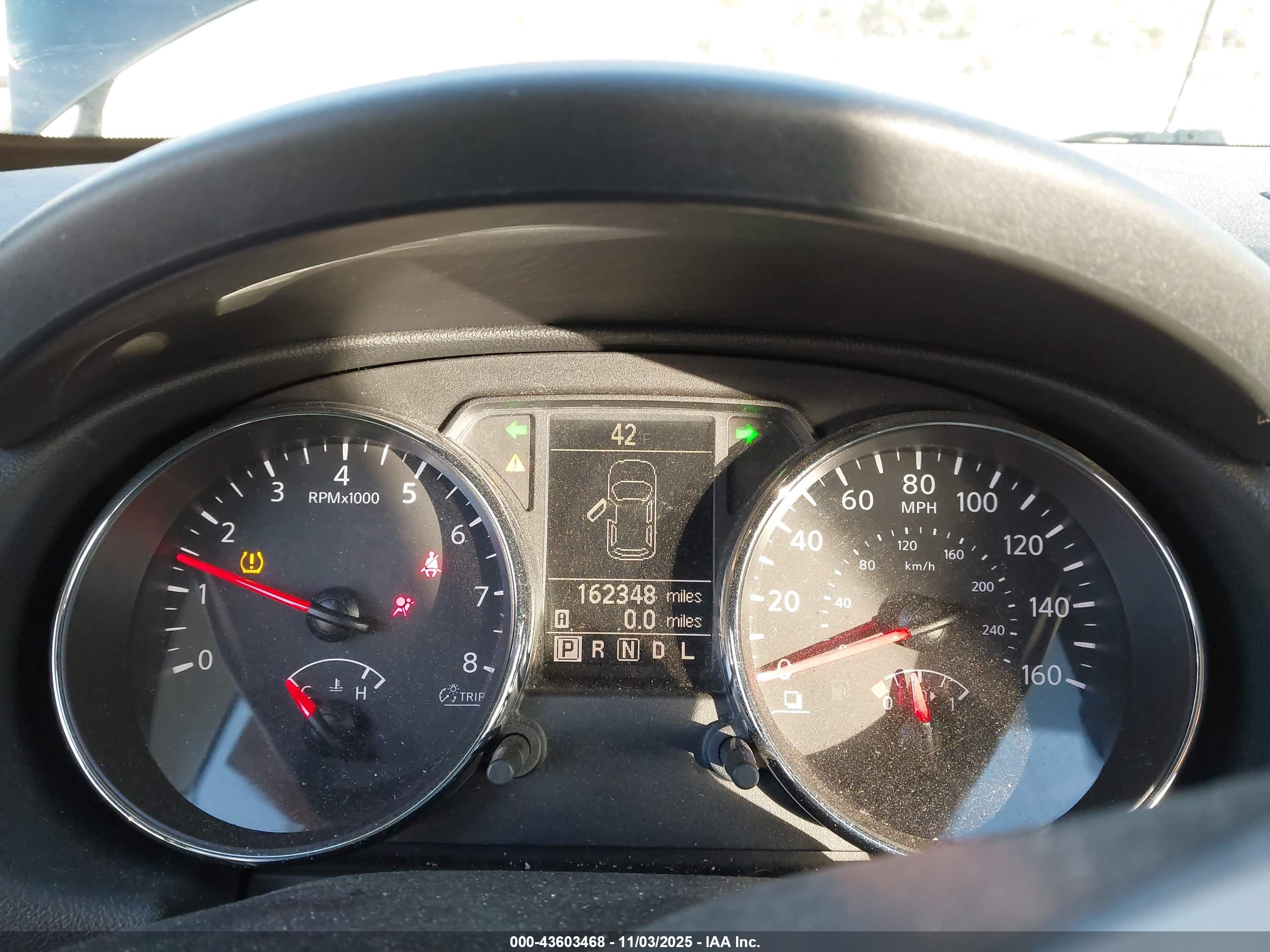 NISSAN ROGUE image 7