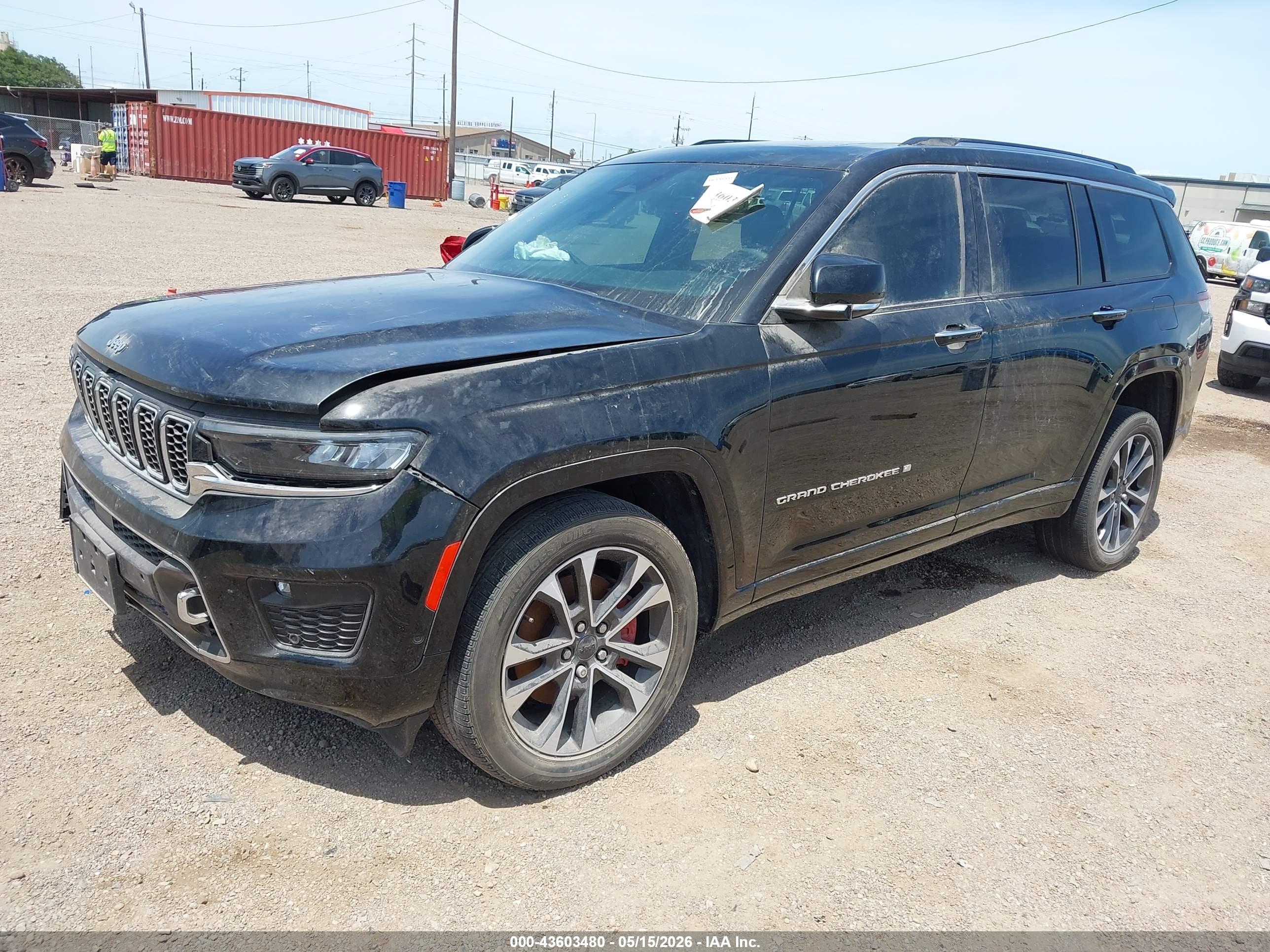 JEEP GRAND image 2