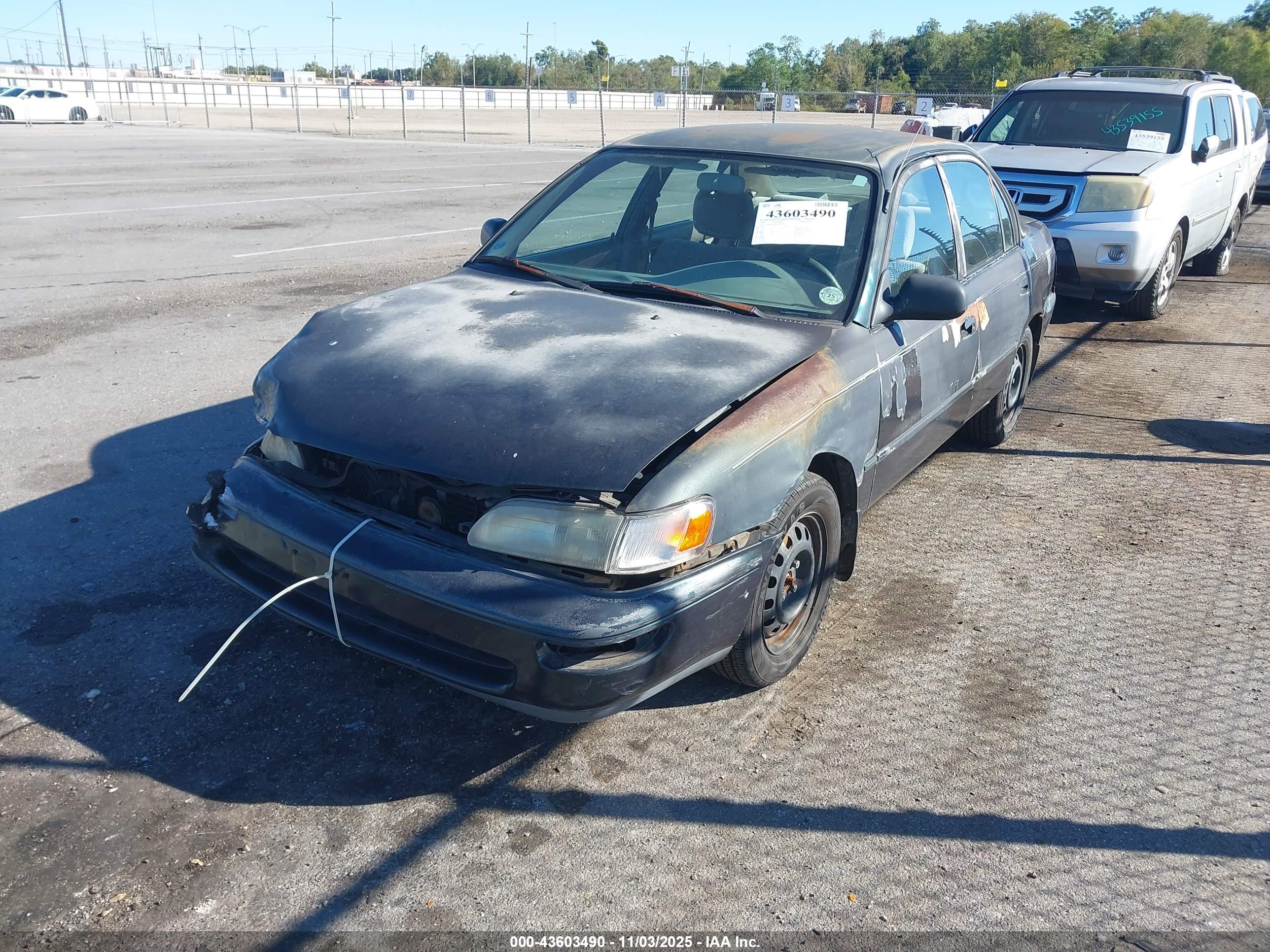 TOYOTA COROLLA image 2