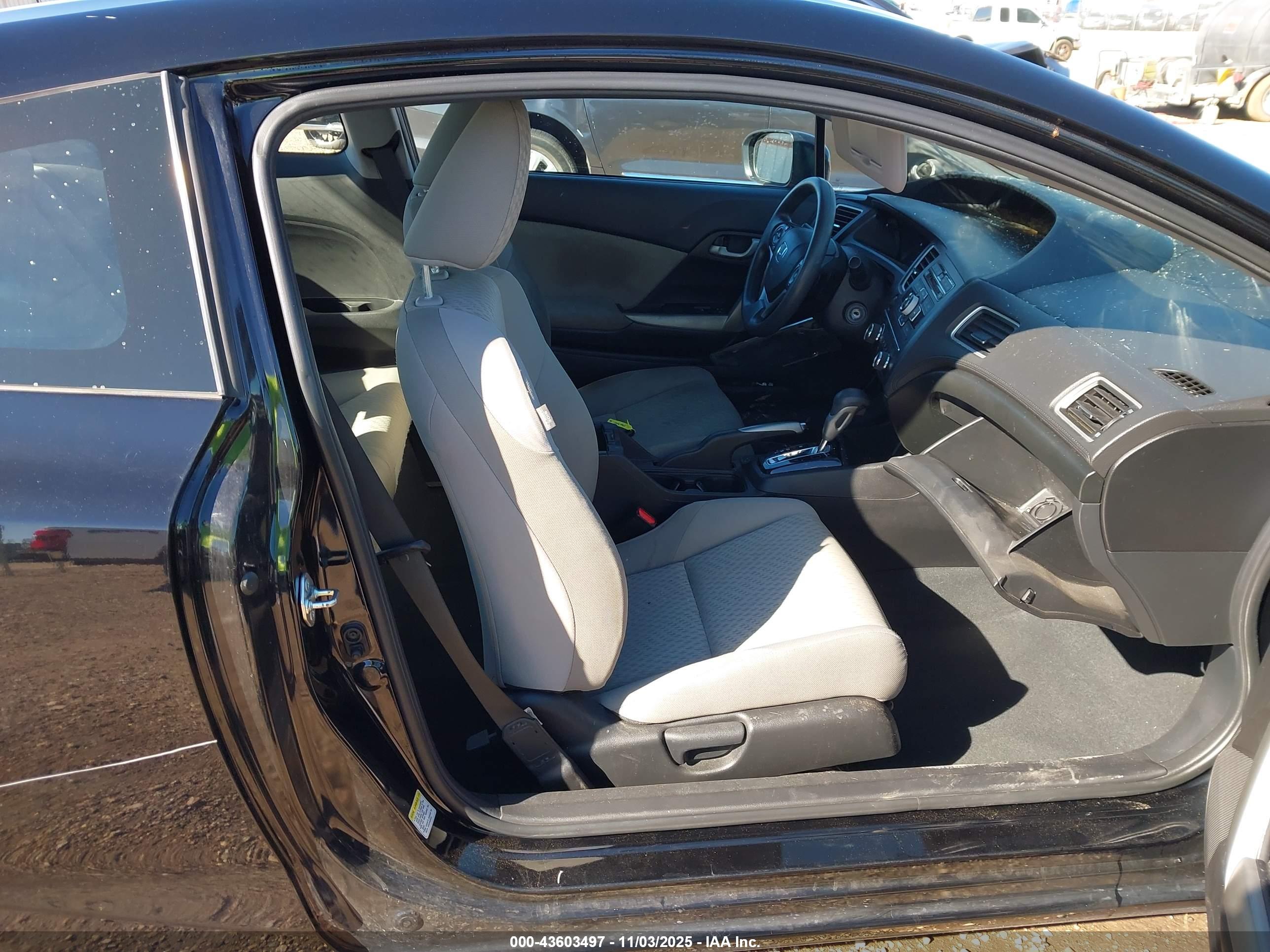 HONDA CIVIC image 5