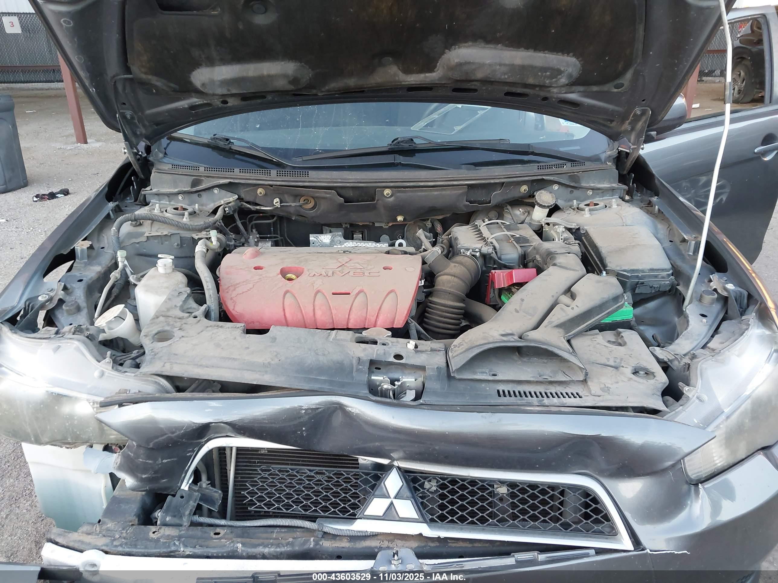 MITSUBISHI LANCER image 10