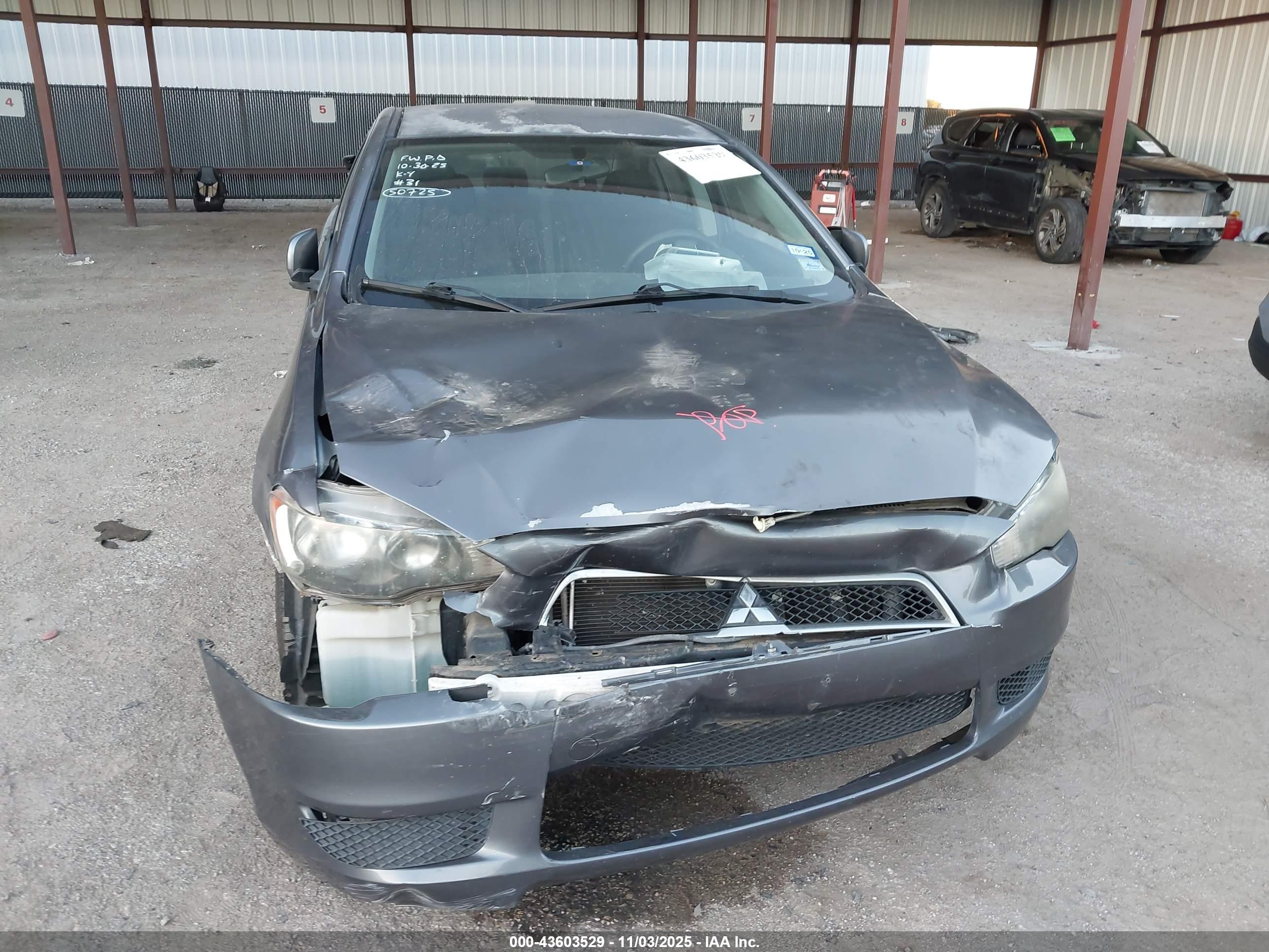 MITSUBISHI LANCER image 6