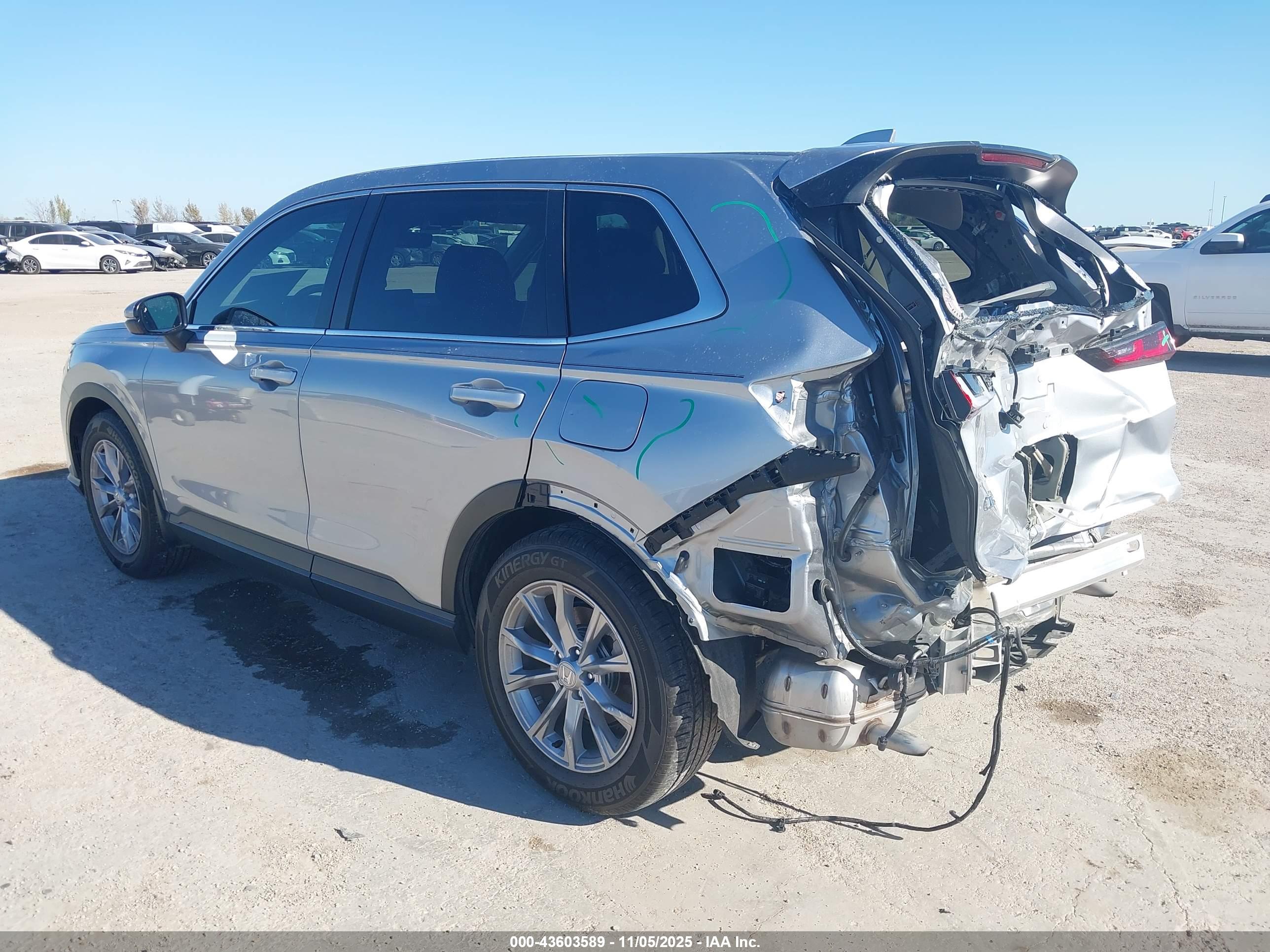 HONDA CR-V image 3