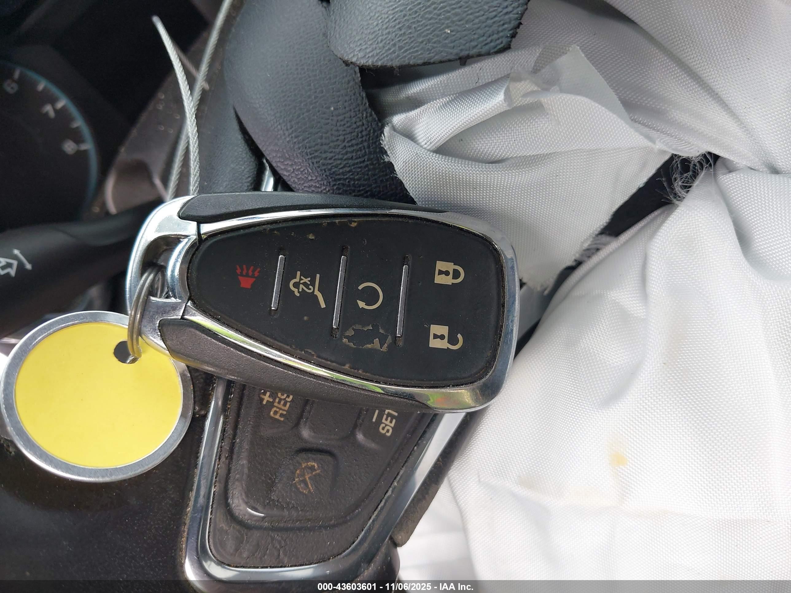 CHEVROLET EQUINOX image 11