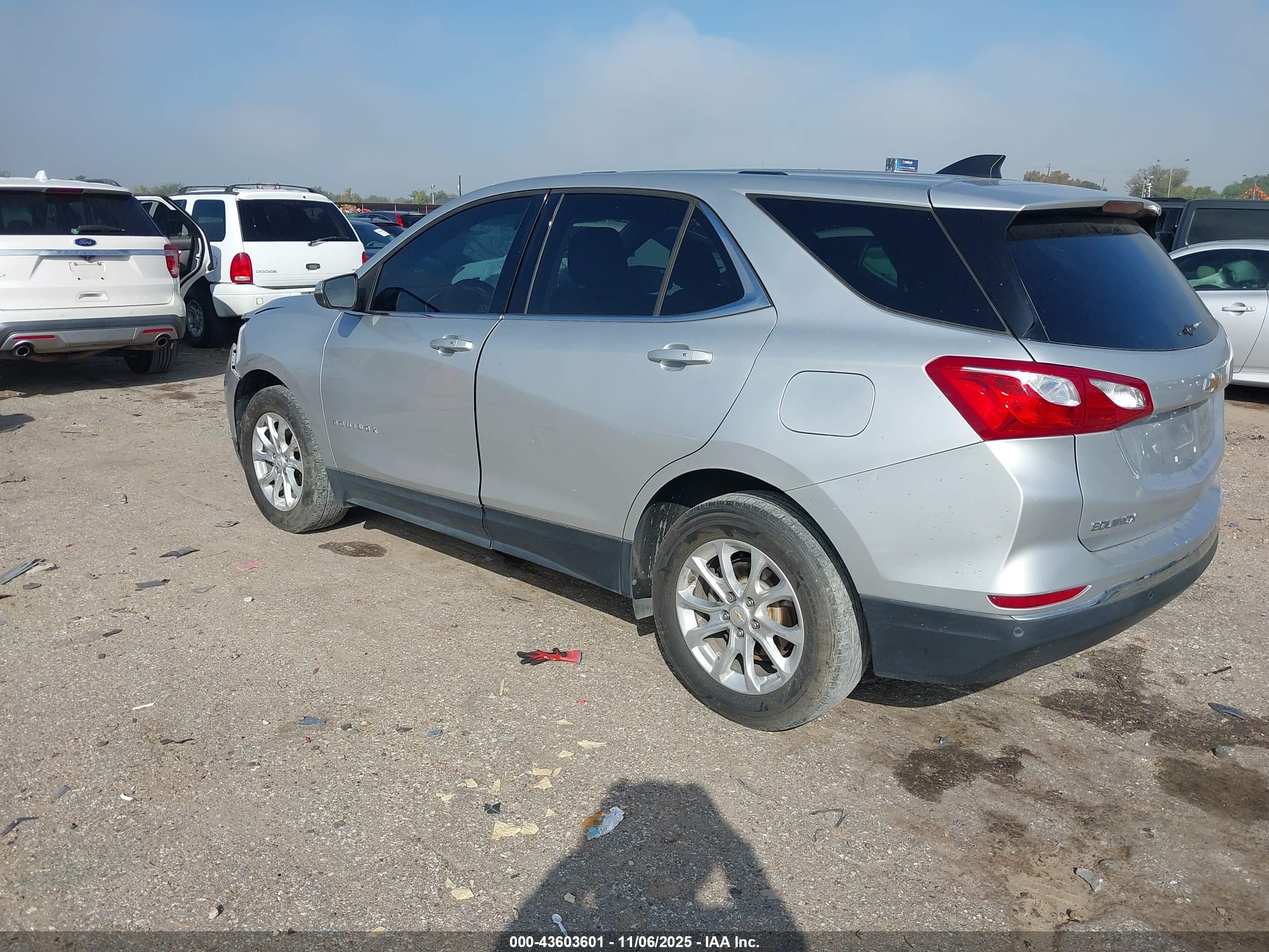 CHEVROLET EQUINOX image 3