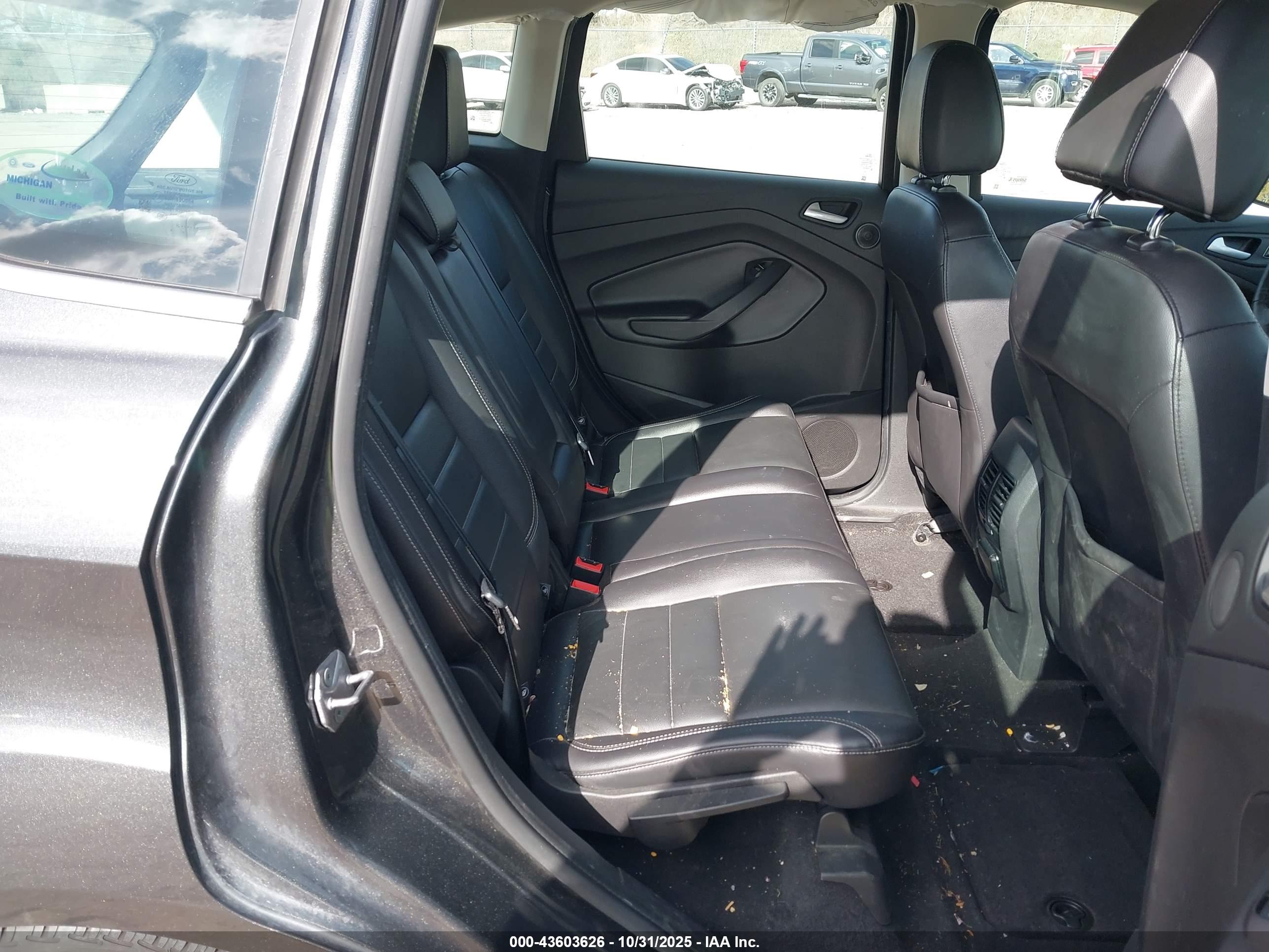 FORD C-MAX image 8