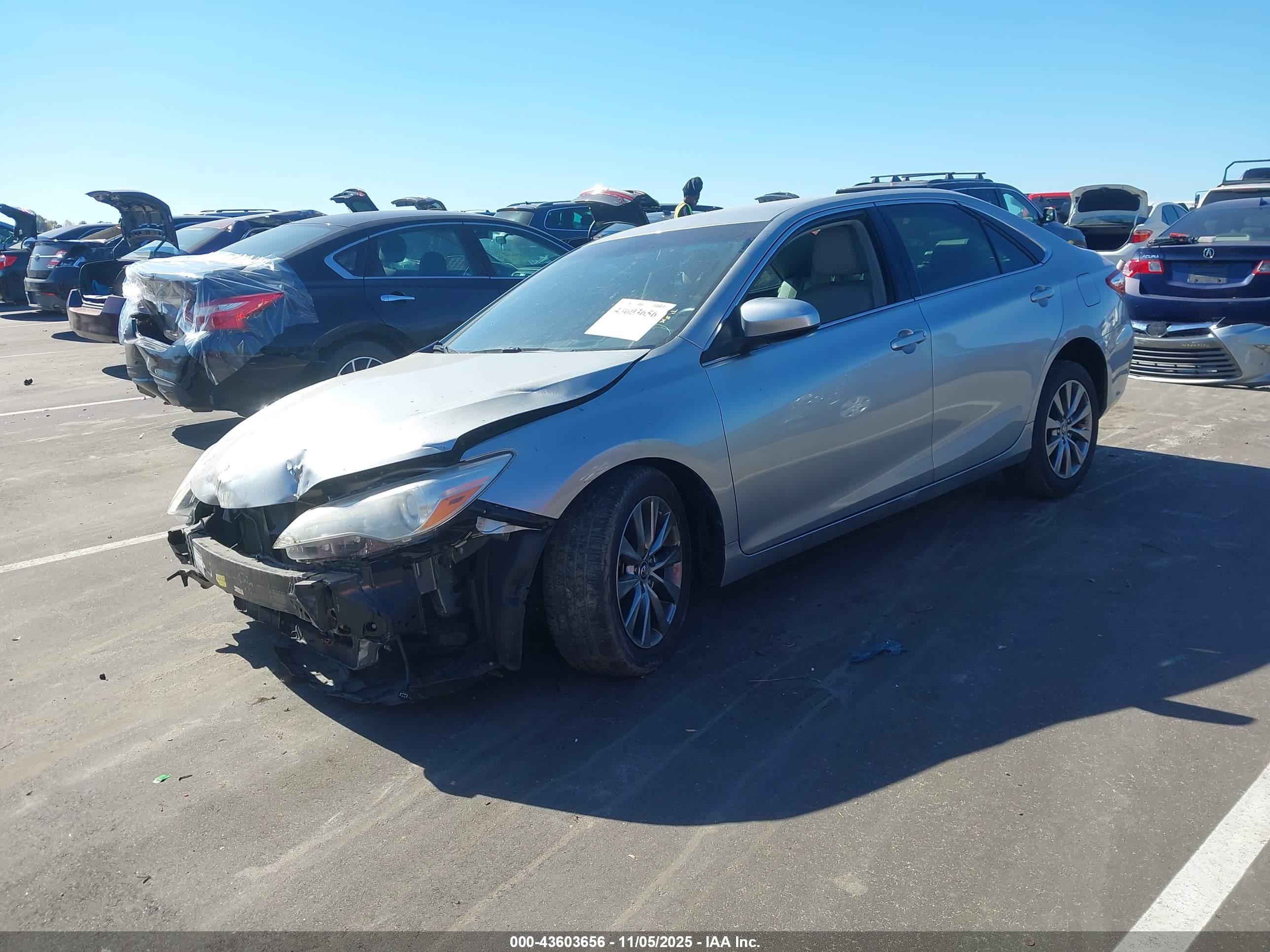 TOYOTA CAMRY image 2