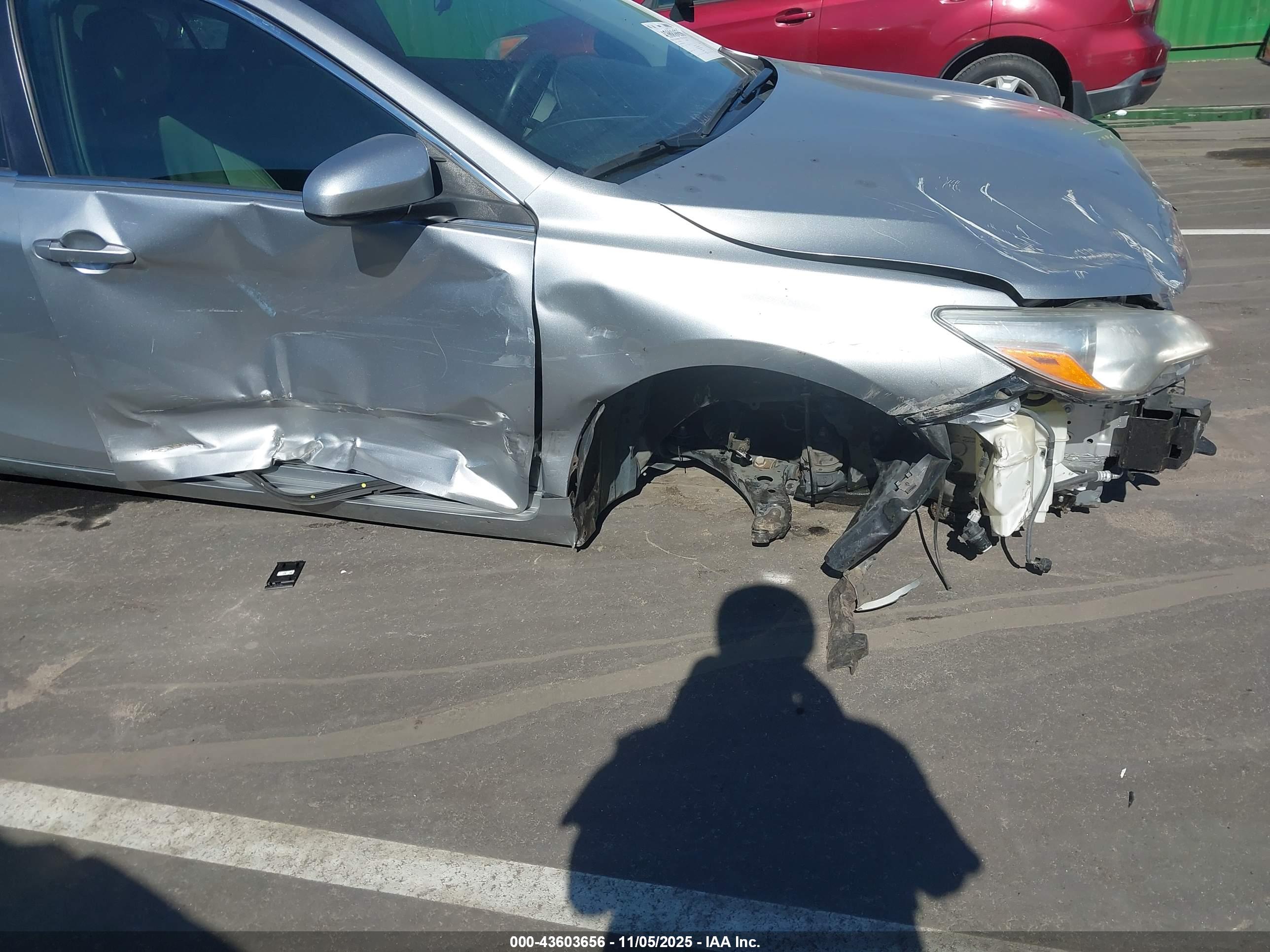 TOYOTA CAMRY image 6
