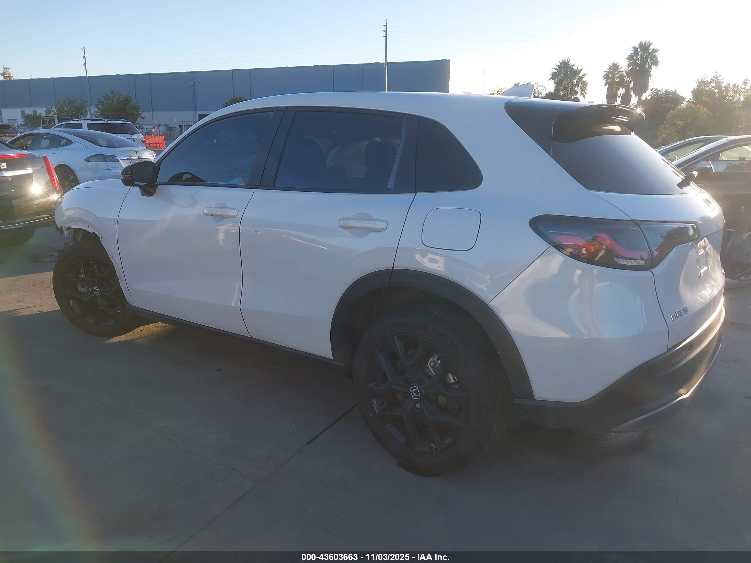 HONDA HR-V image 3