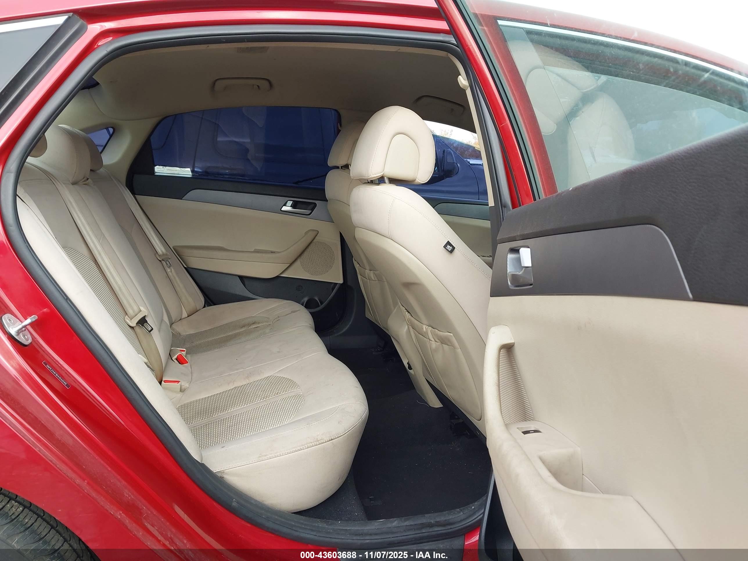 HYUNDAI SONATA image 8