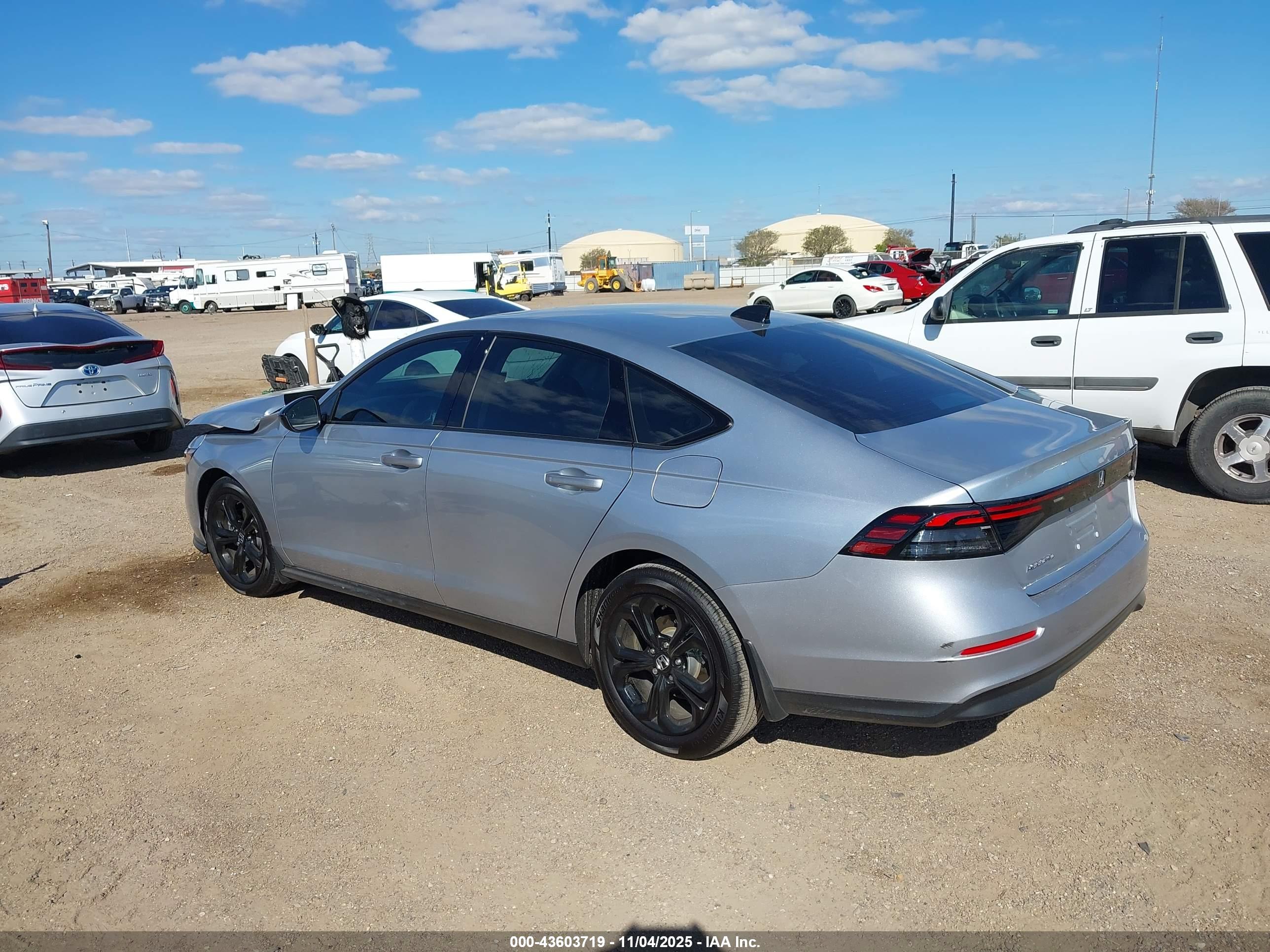 HONDA ACCORD image 3
