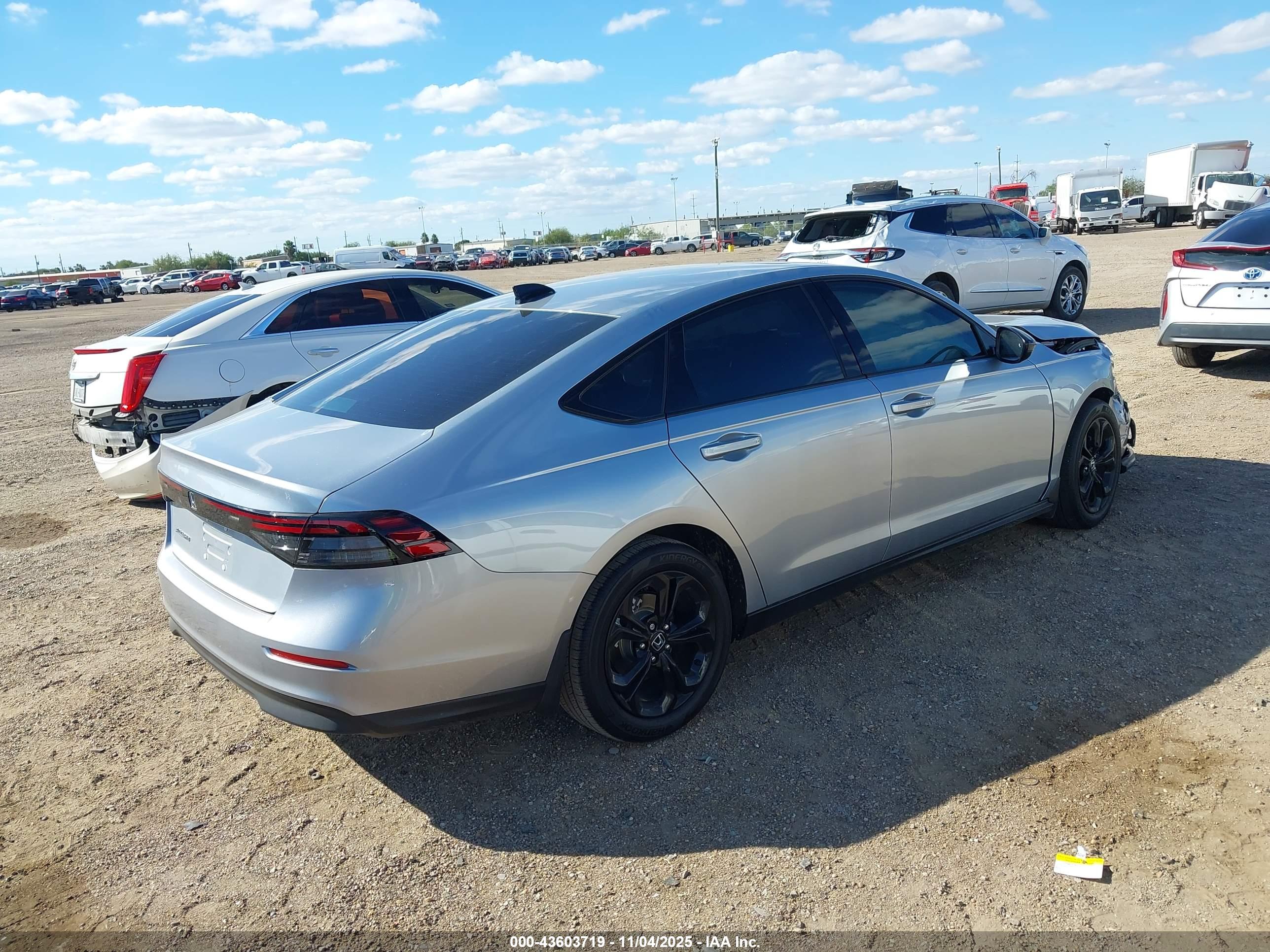 HONDA ACCORD image 4
