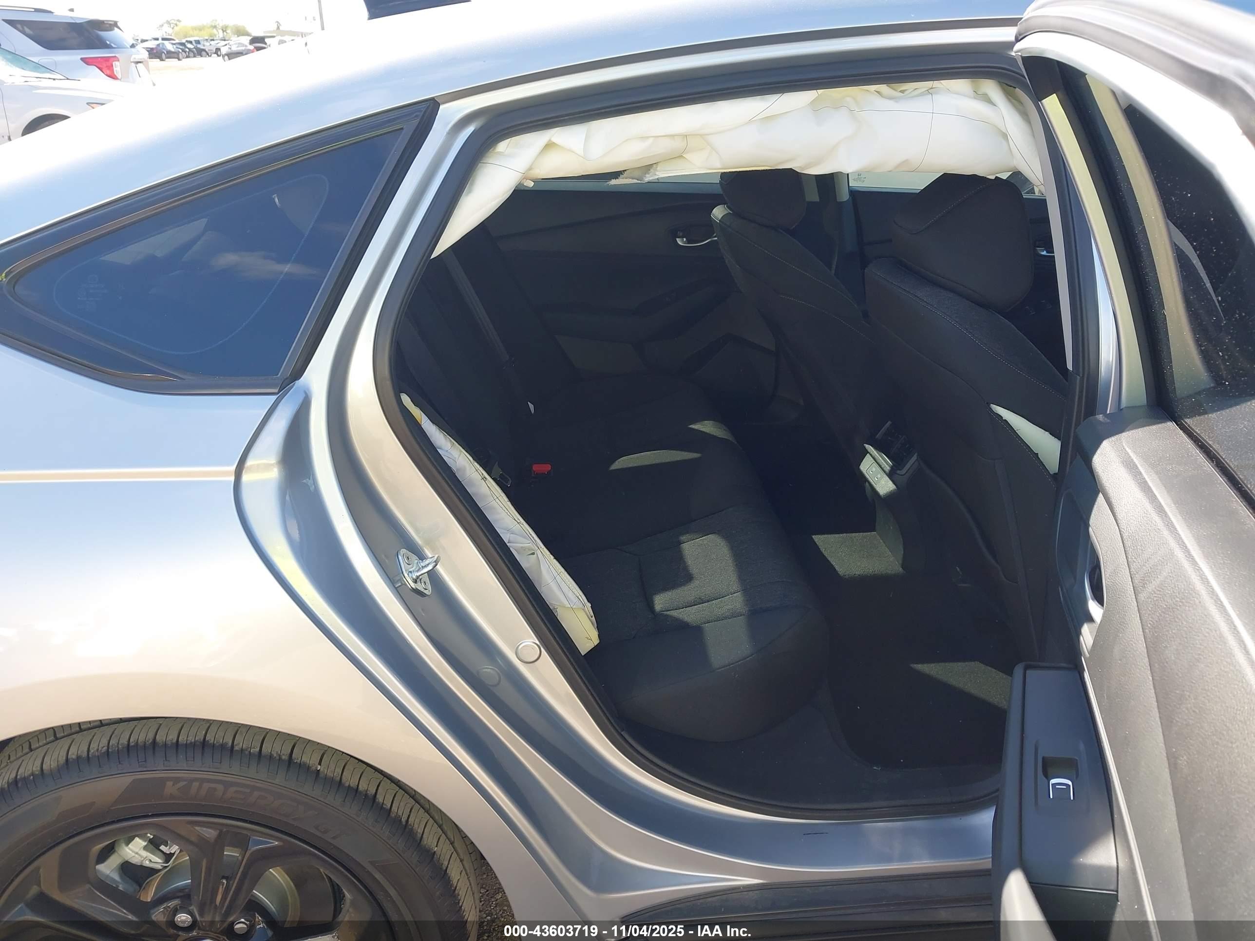 HONDA ACCORD image 8