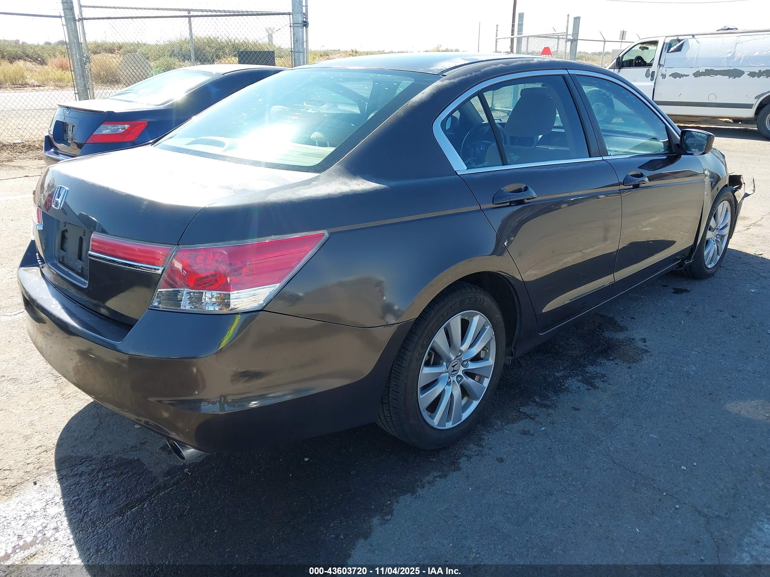 HONDA ACCORD image 4