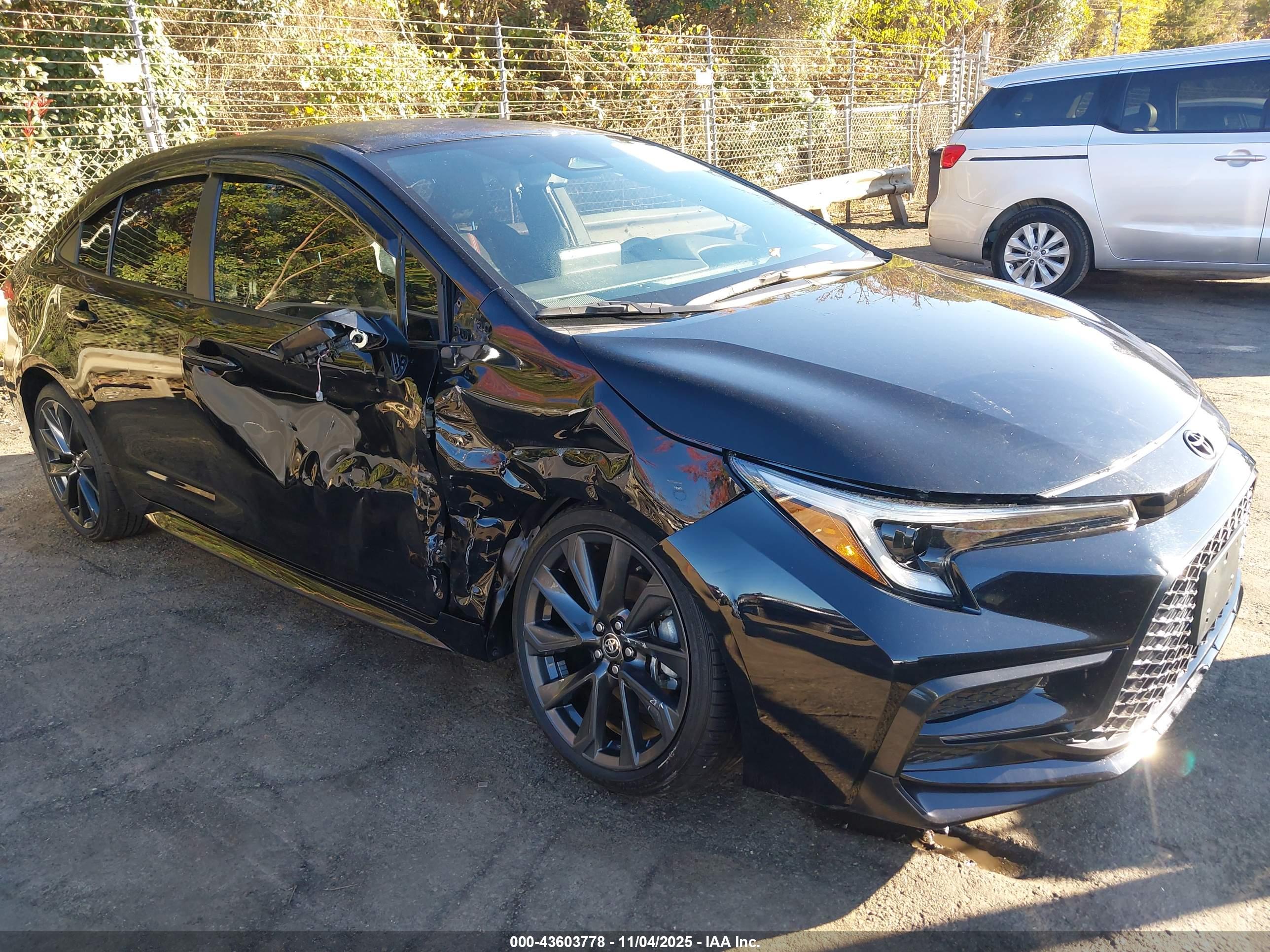 TOYOTA COROLLA image 6