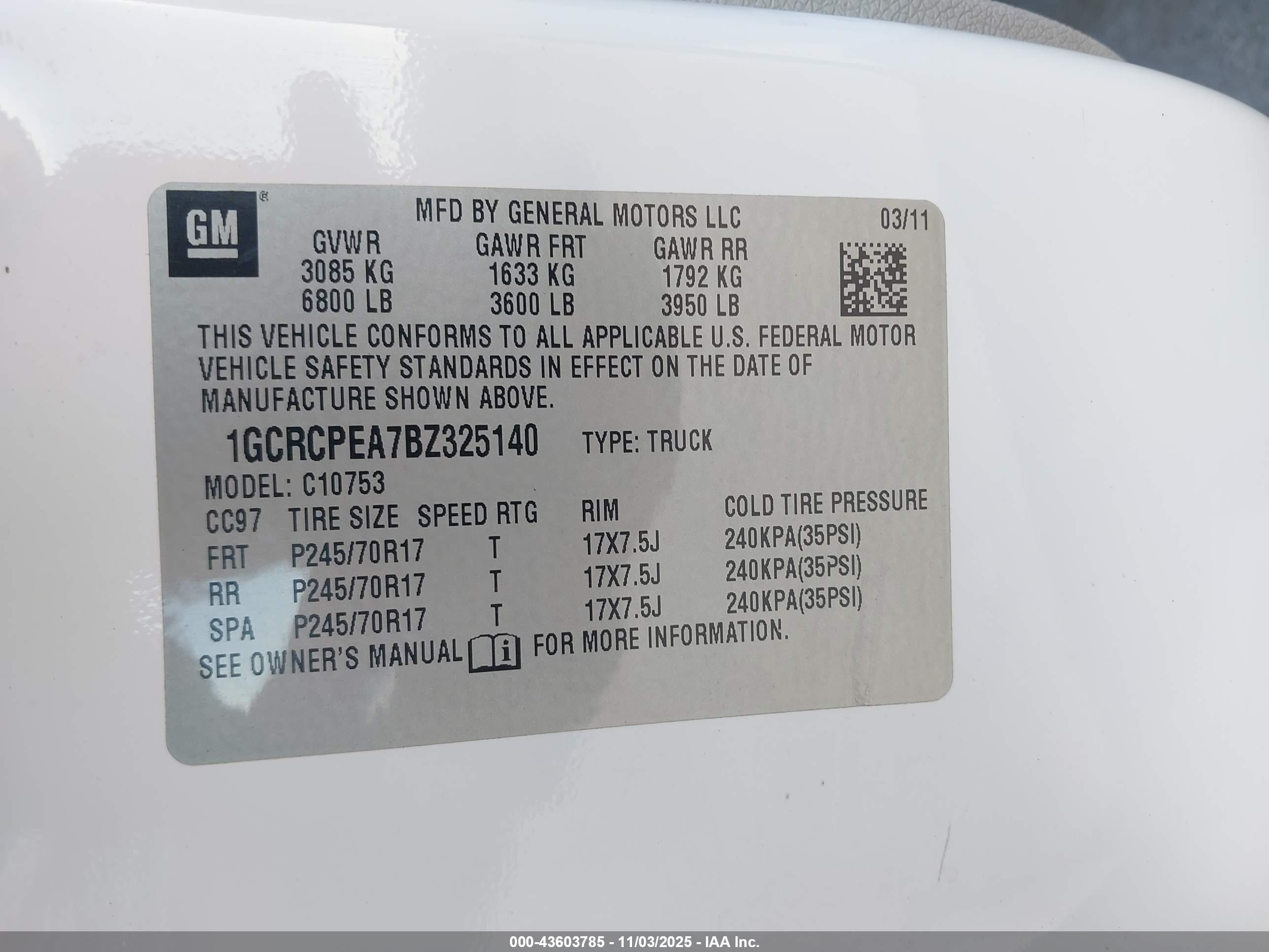 CHEVROLET SILVERADO image 9