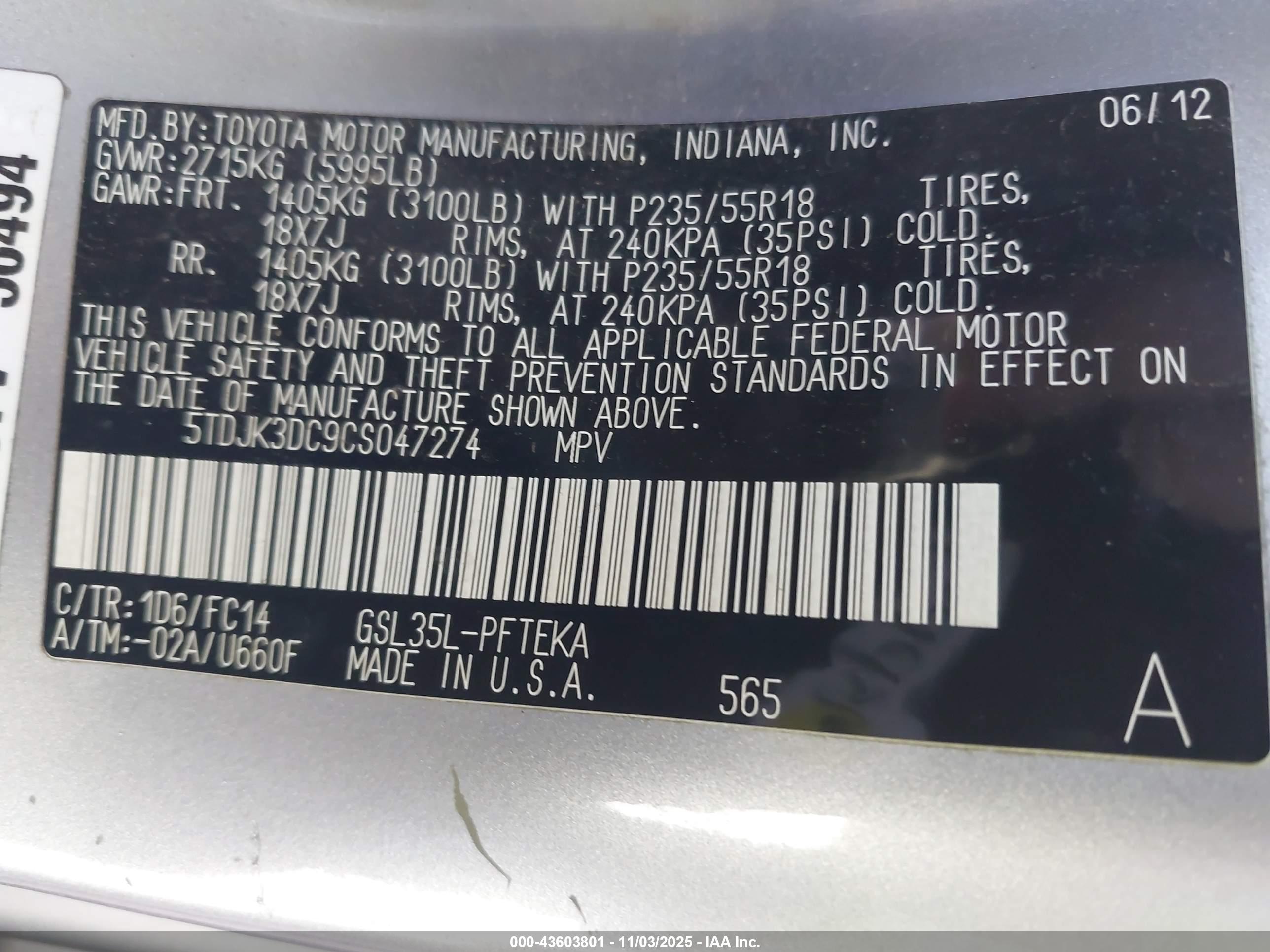 TOYOTA SIENNA image 9