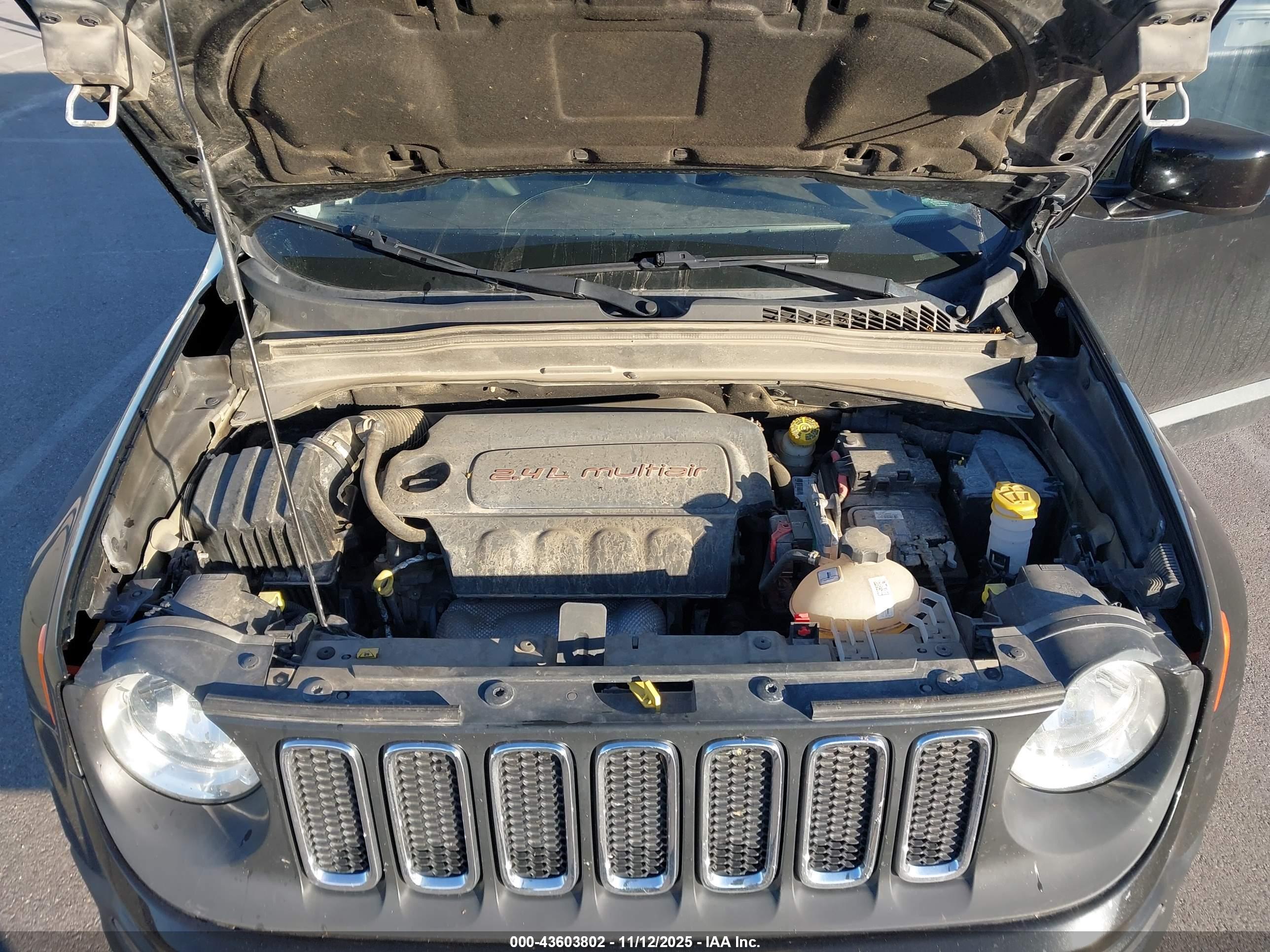 JEEP RENEGADE image 10