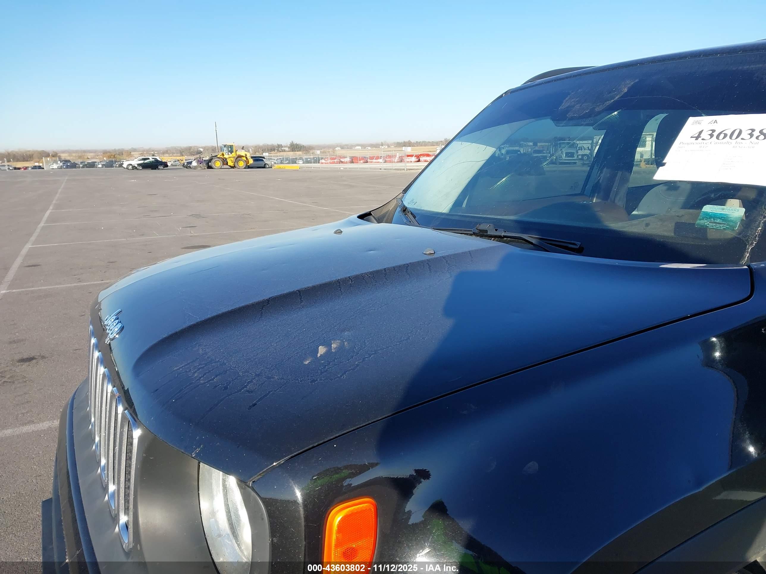 JEEP RENEGADE image 6