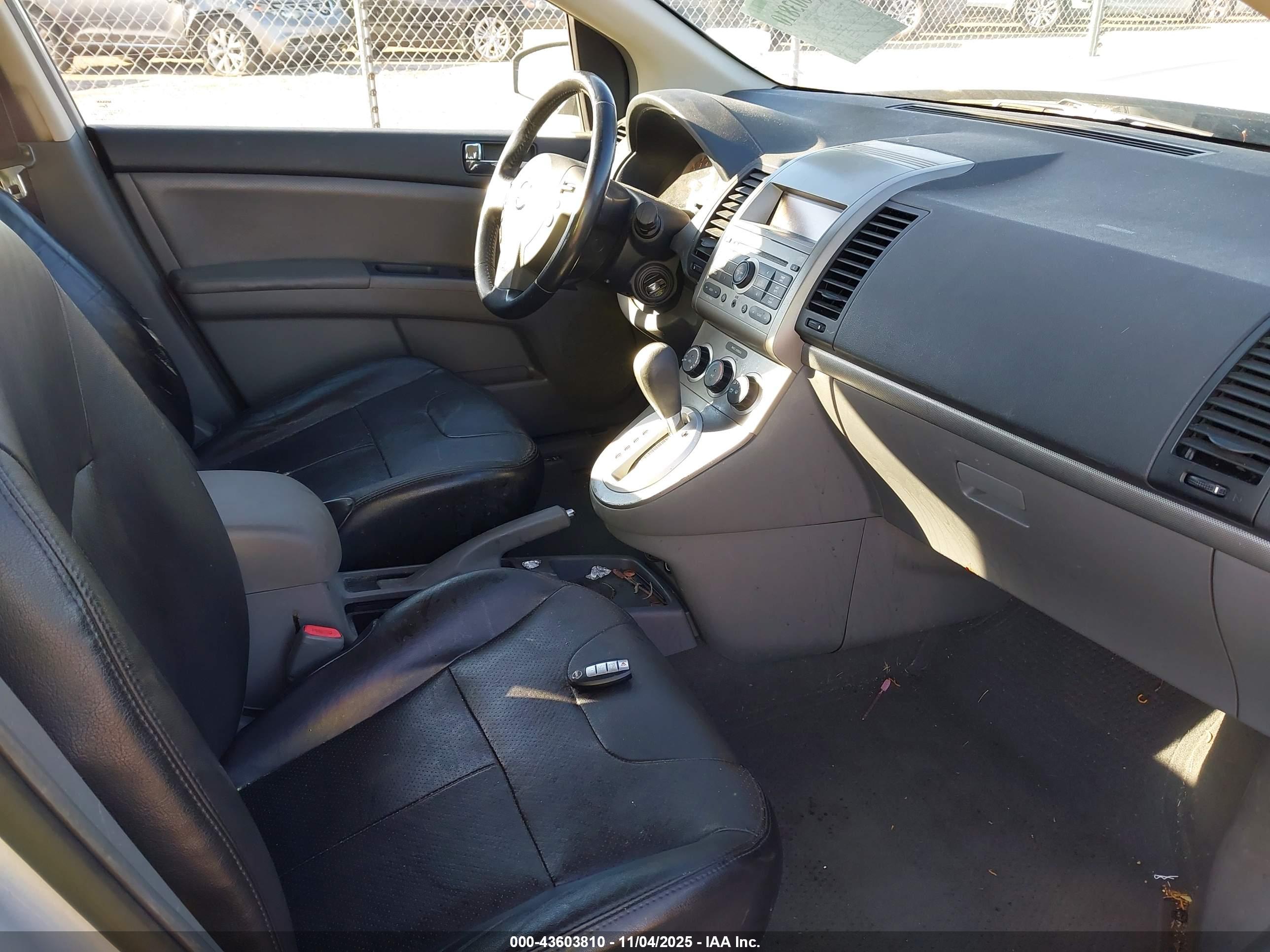 NISSAN SENTRA image 5