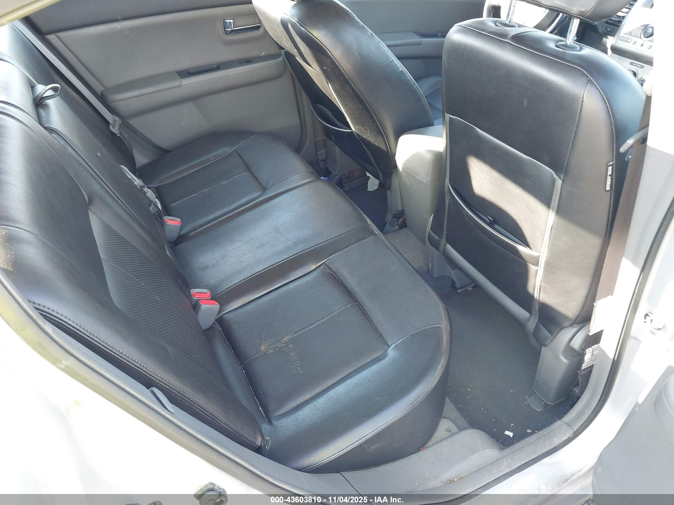 NISSAN SENTRA image 8