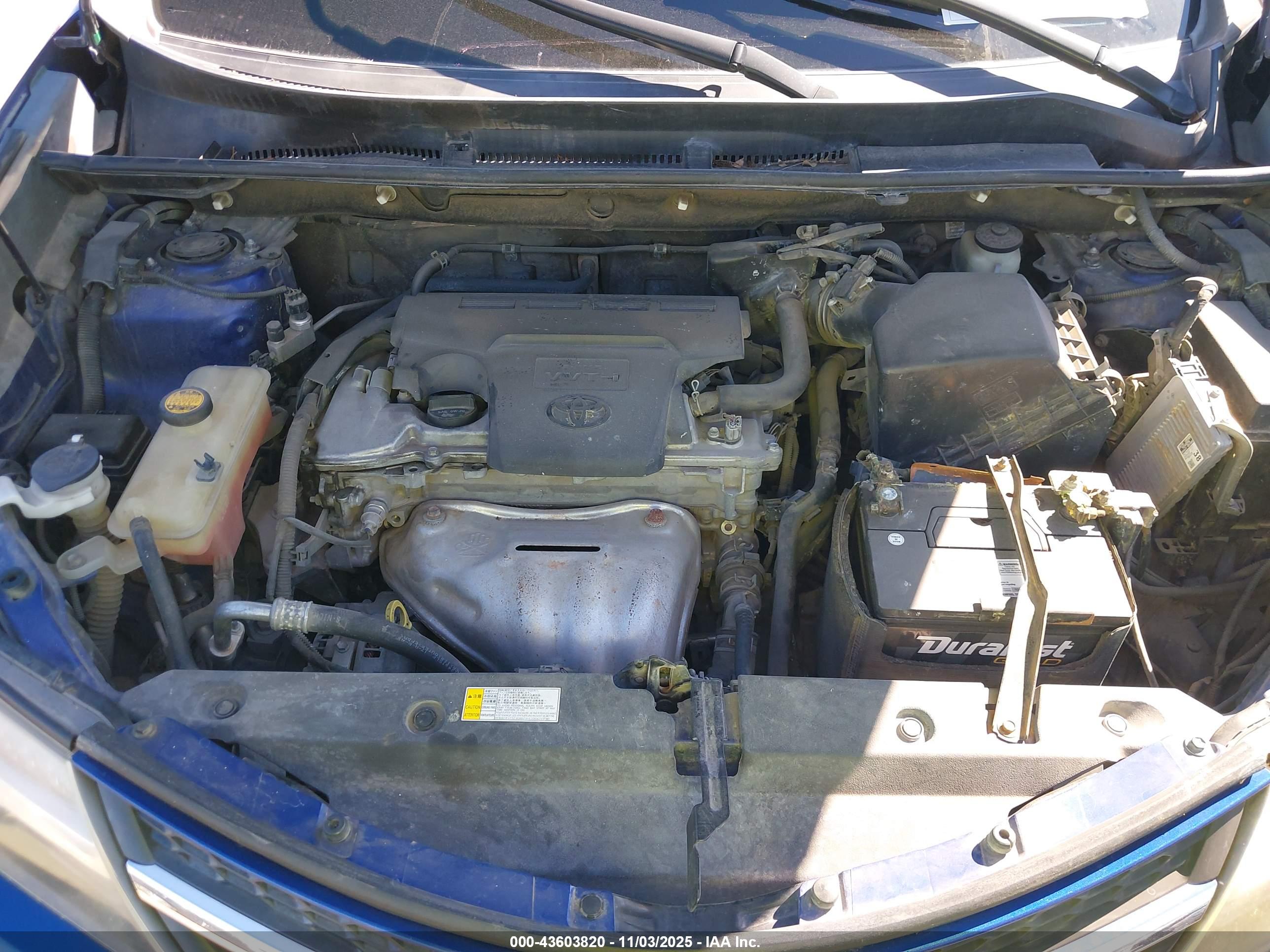 TOYOTA RAV4 image 10