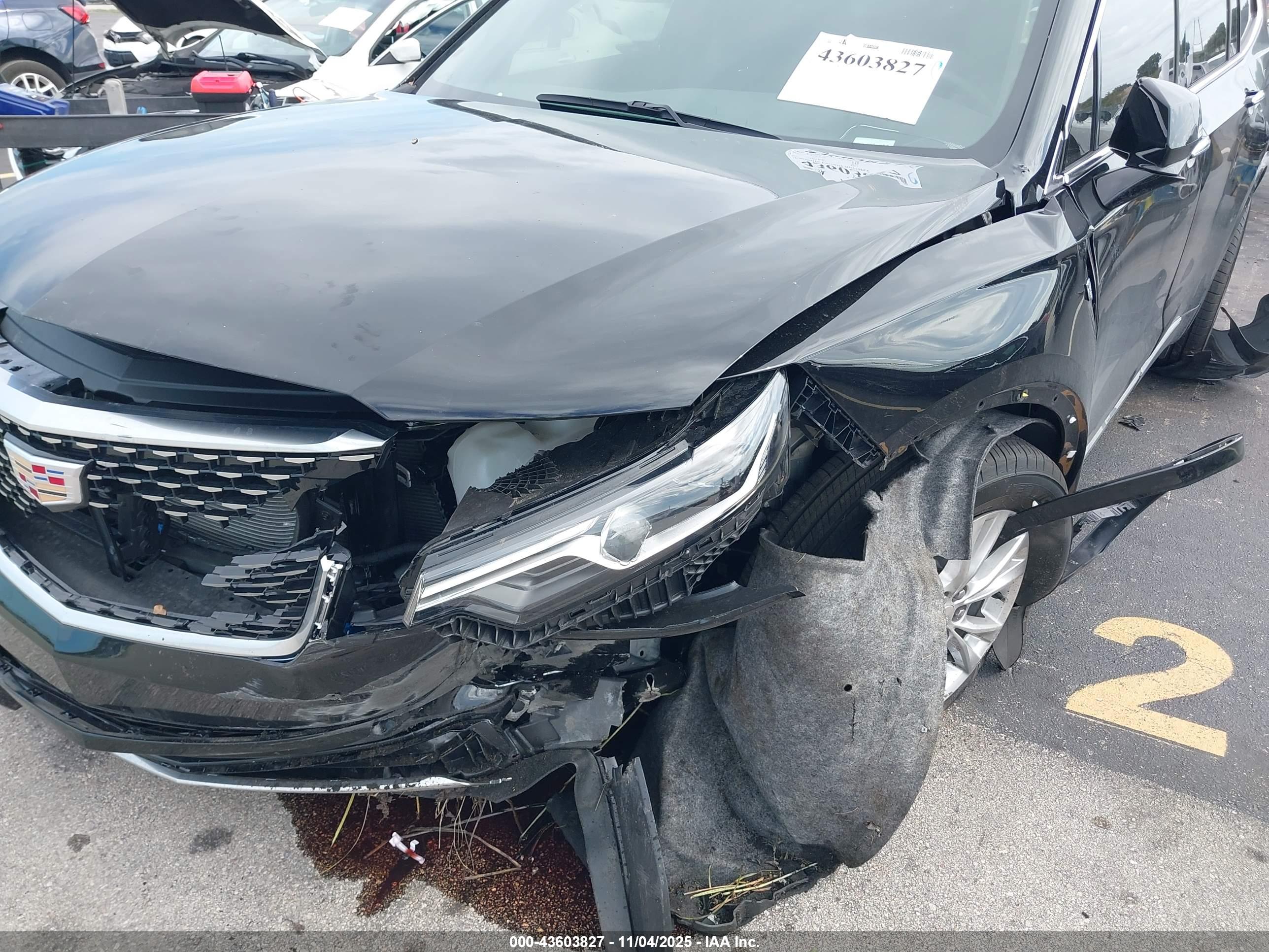 CADILLAC XT6 image 6