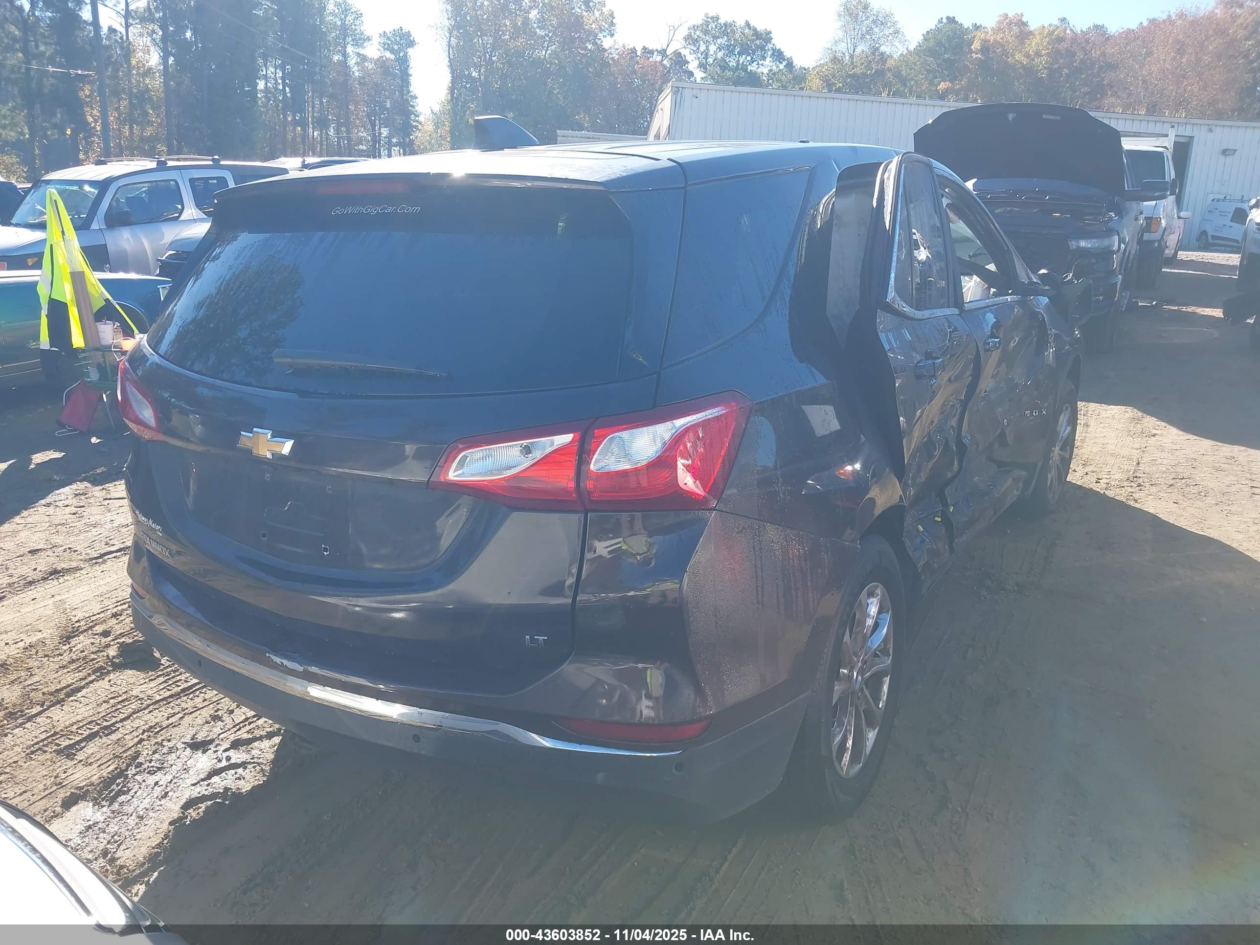 CHEVROLET EQUINOX image 4