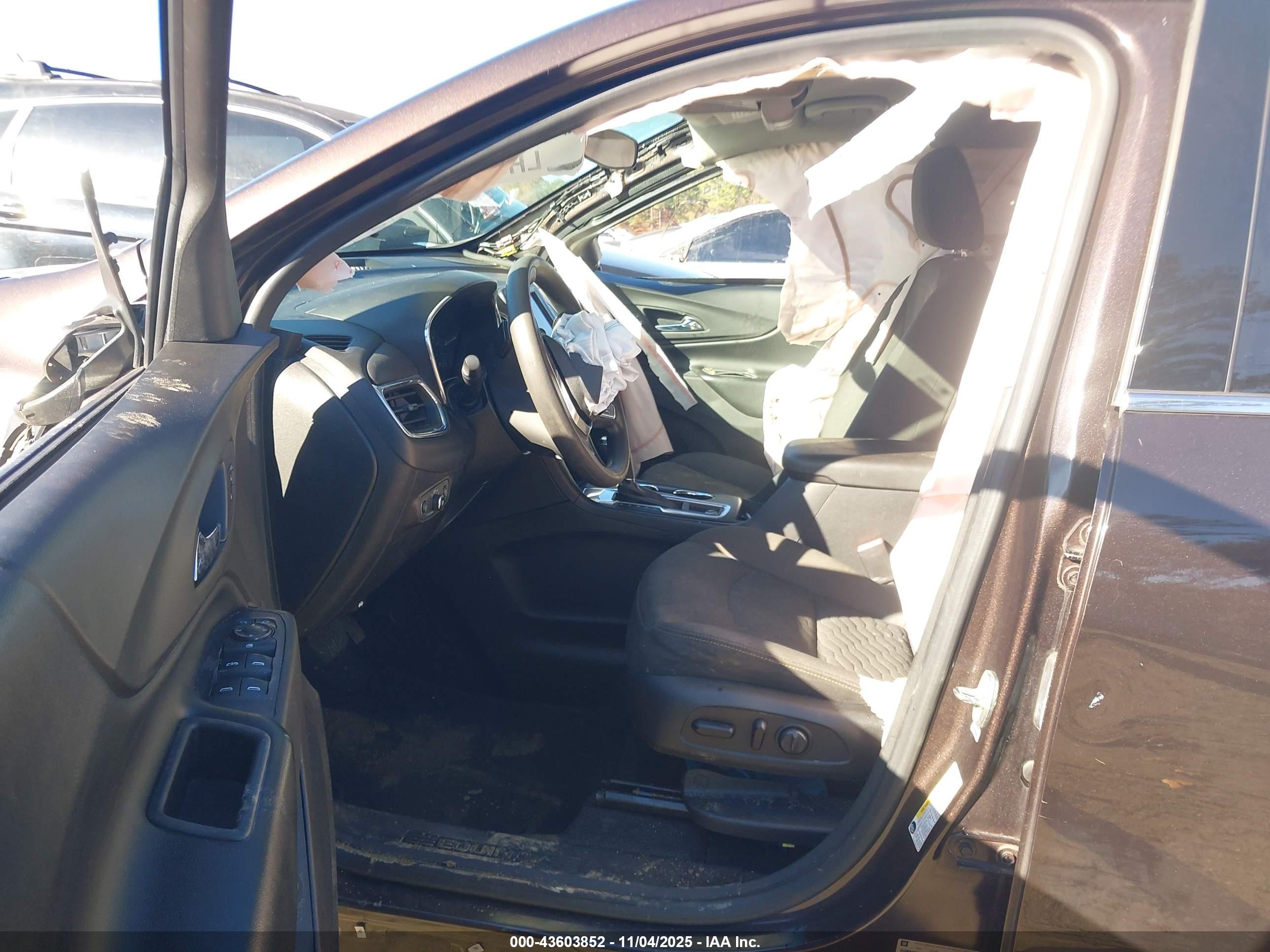 CHEVROLET EQUINOX image 5