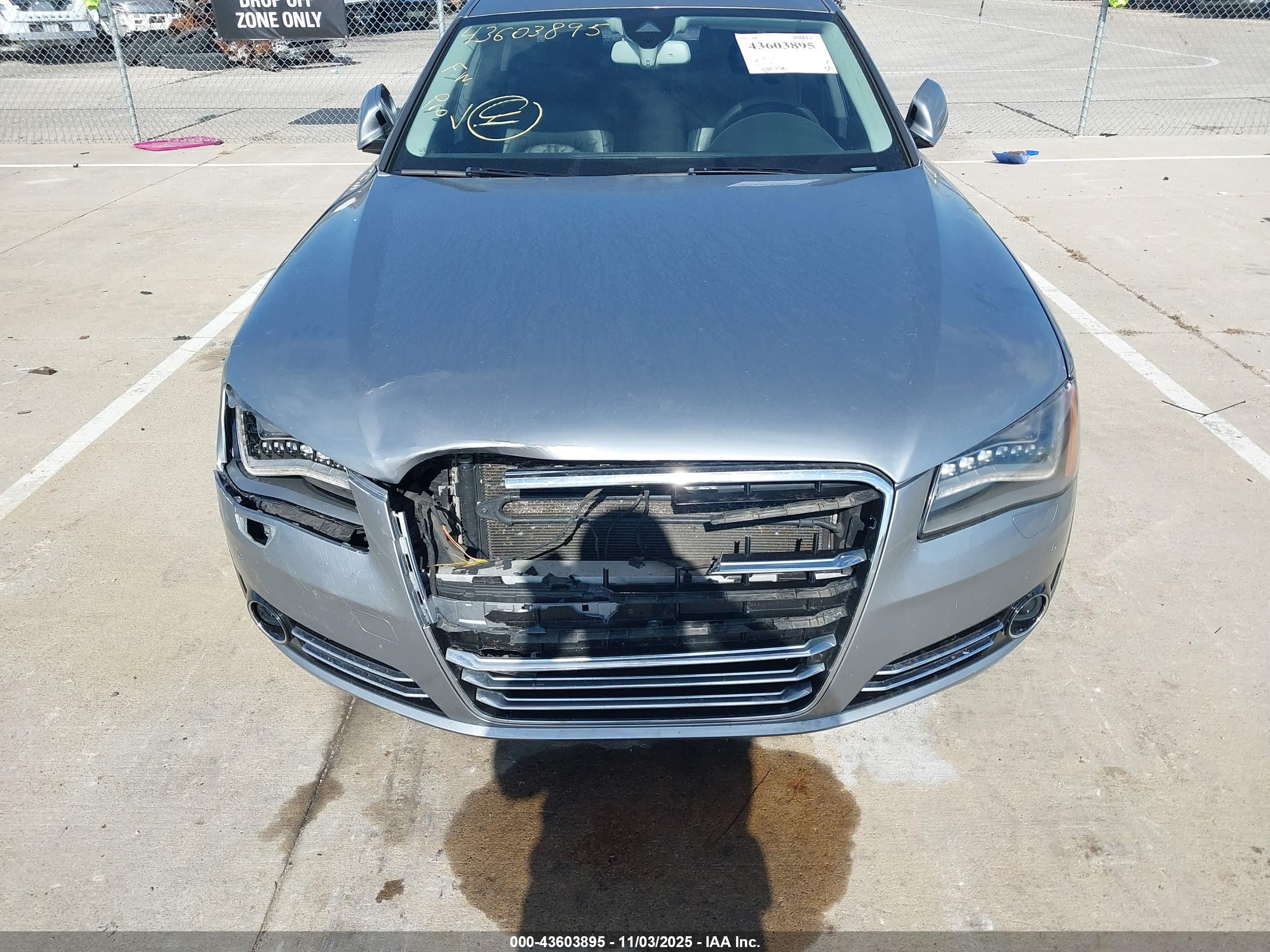 AUDI A8 image 6