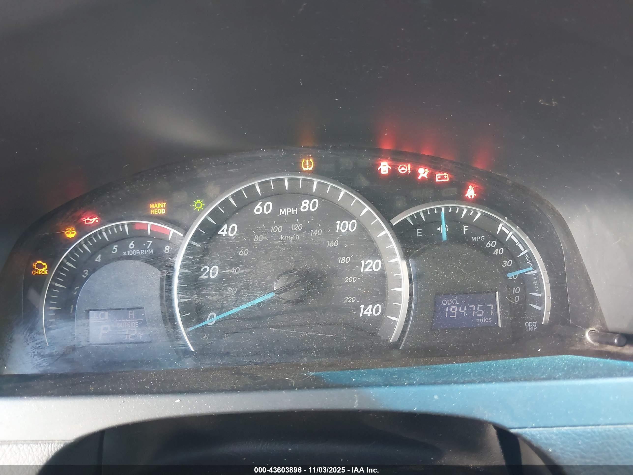 TOYOTA CAMRY image 7