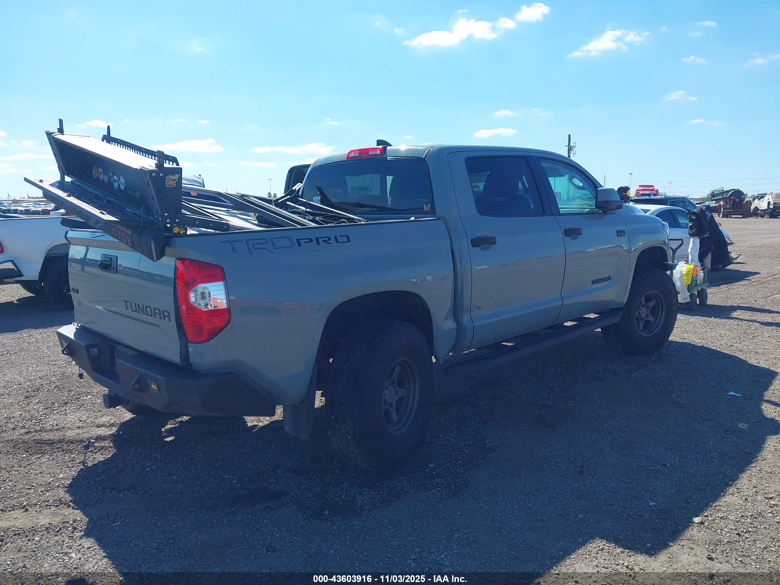 TOYOTA TUNDRA image 4