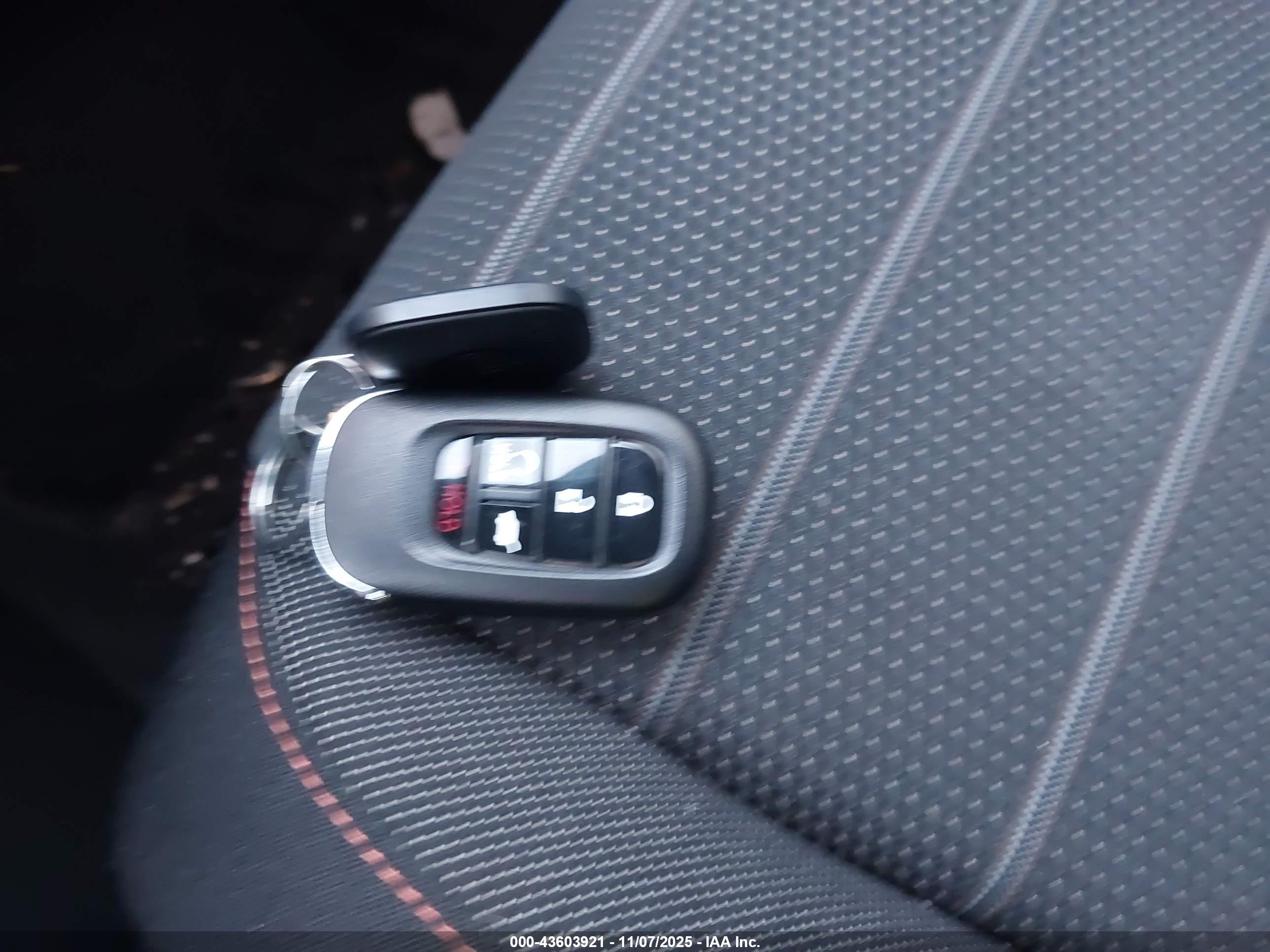 HONDA CR-V image 11