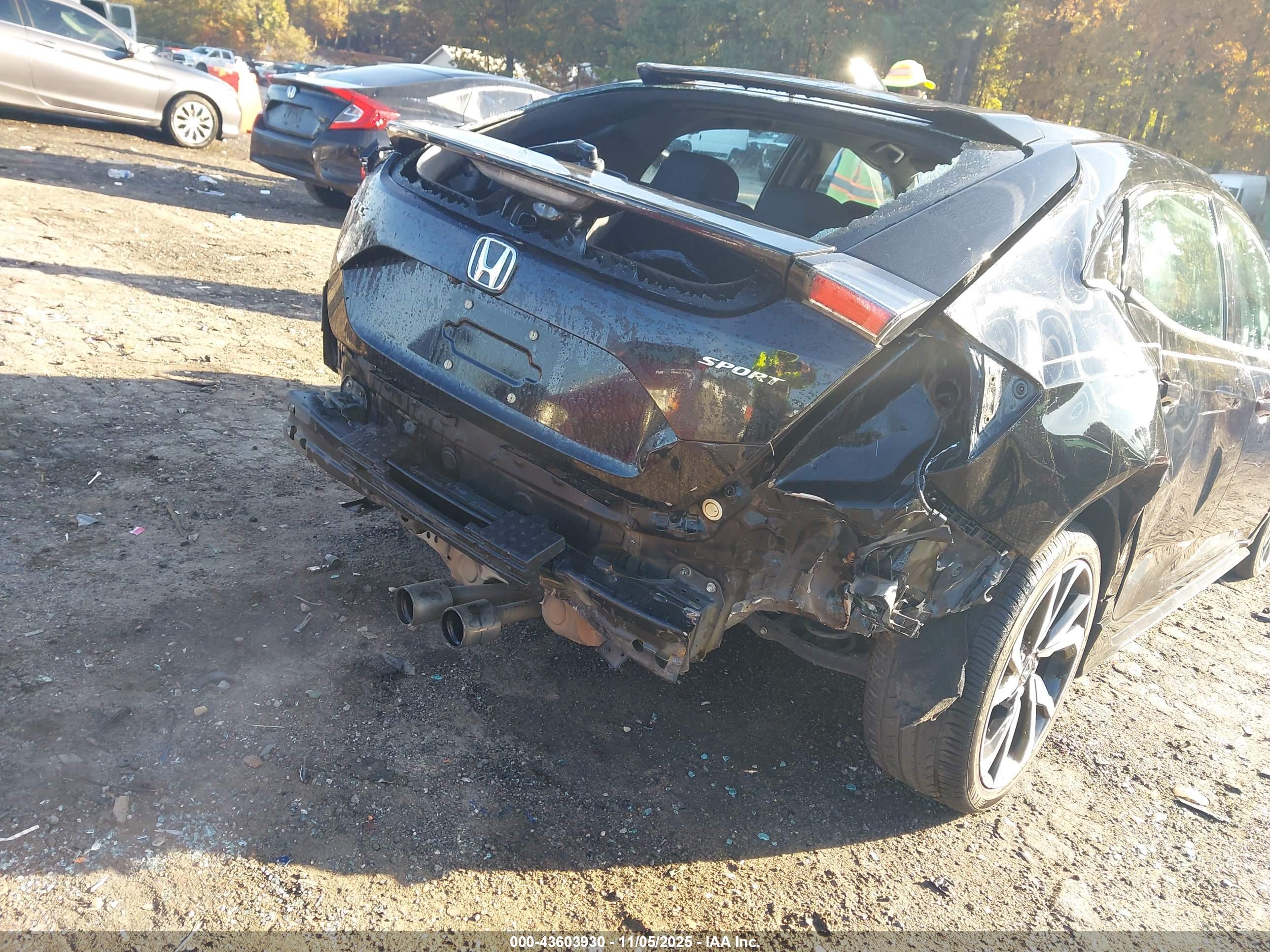 HONDA CIVIC image 6