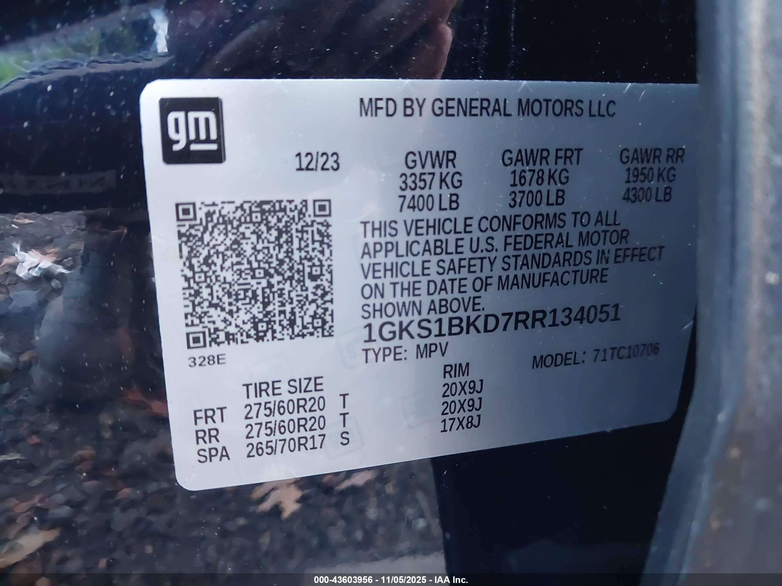 GMC YUKON image 9