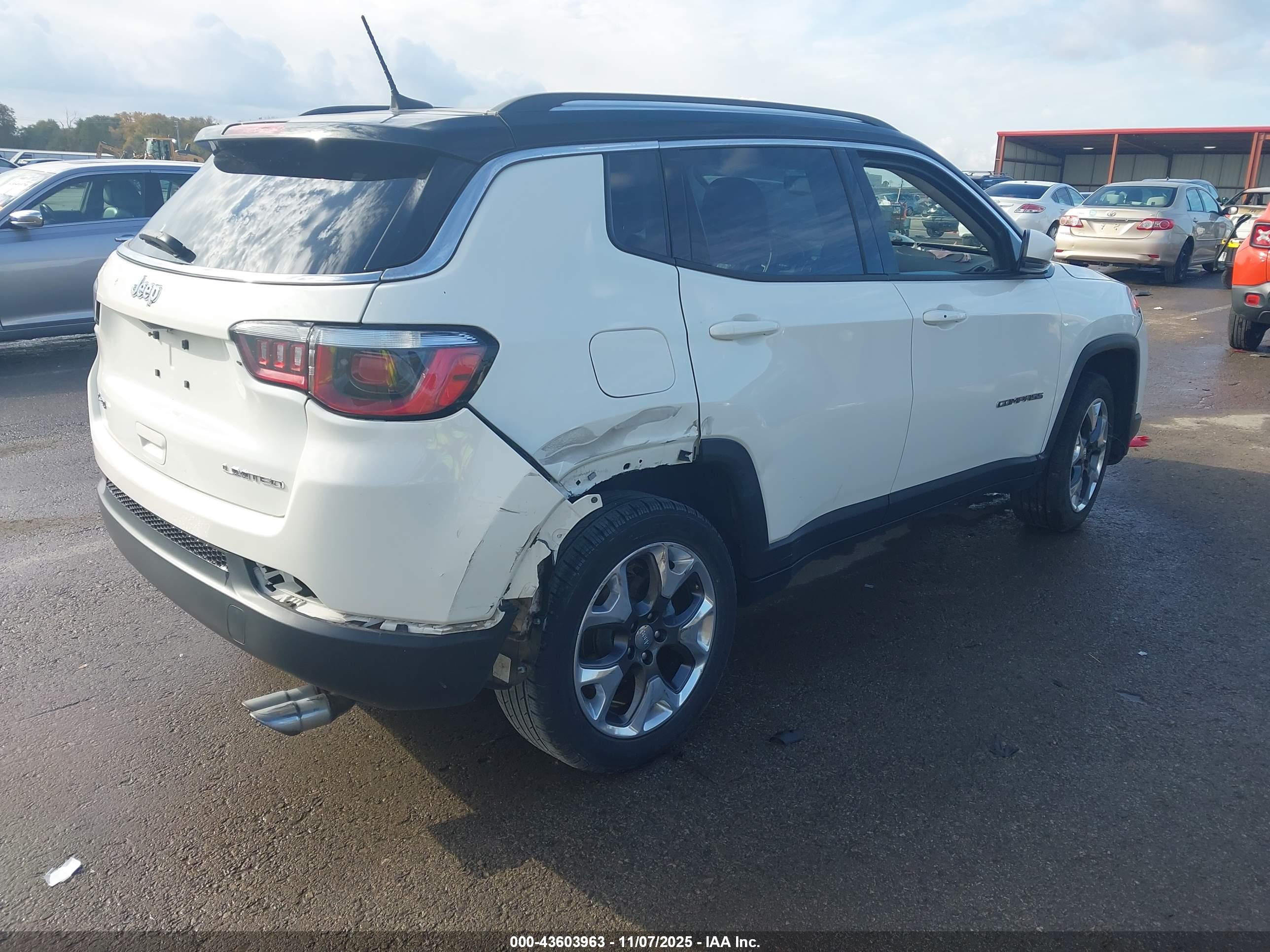 JEEP COMPASS image 4