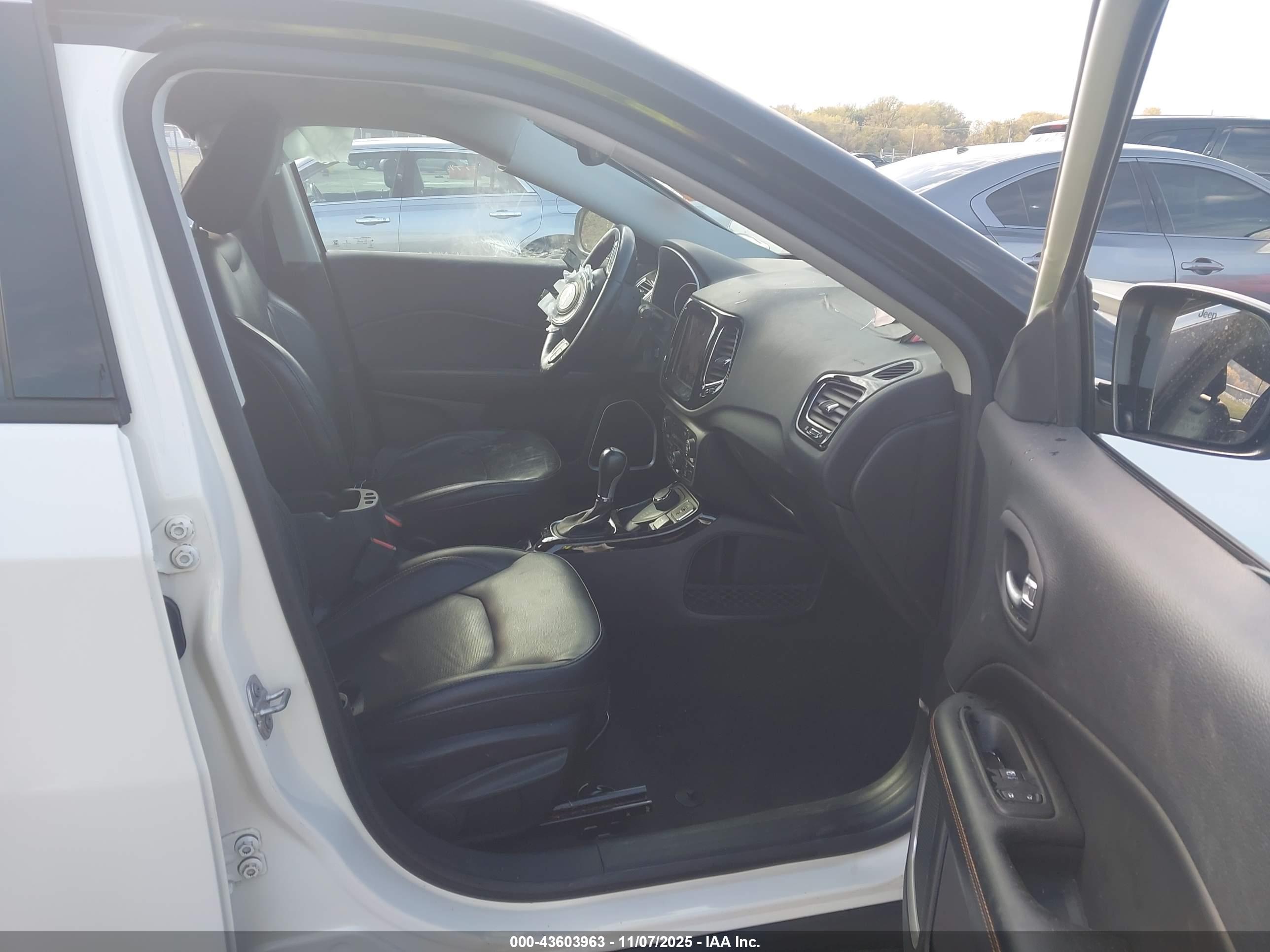 JEEP COMPASS image 5