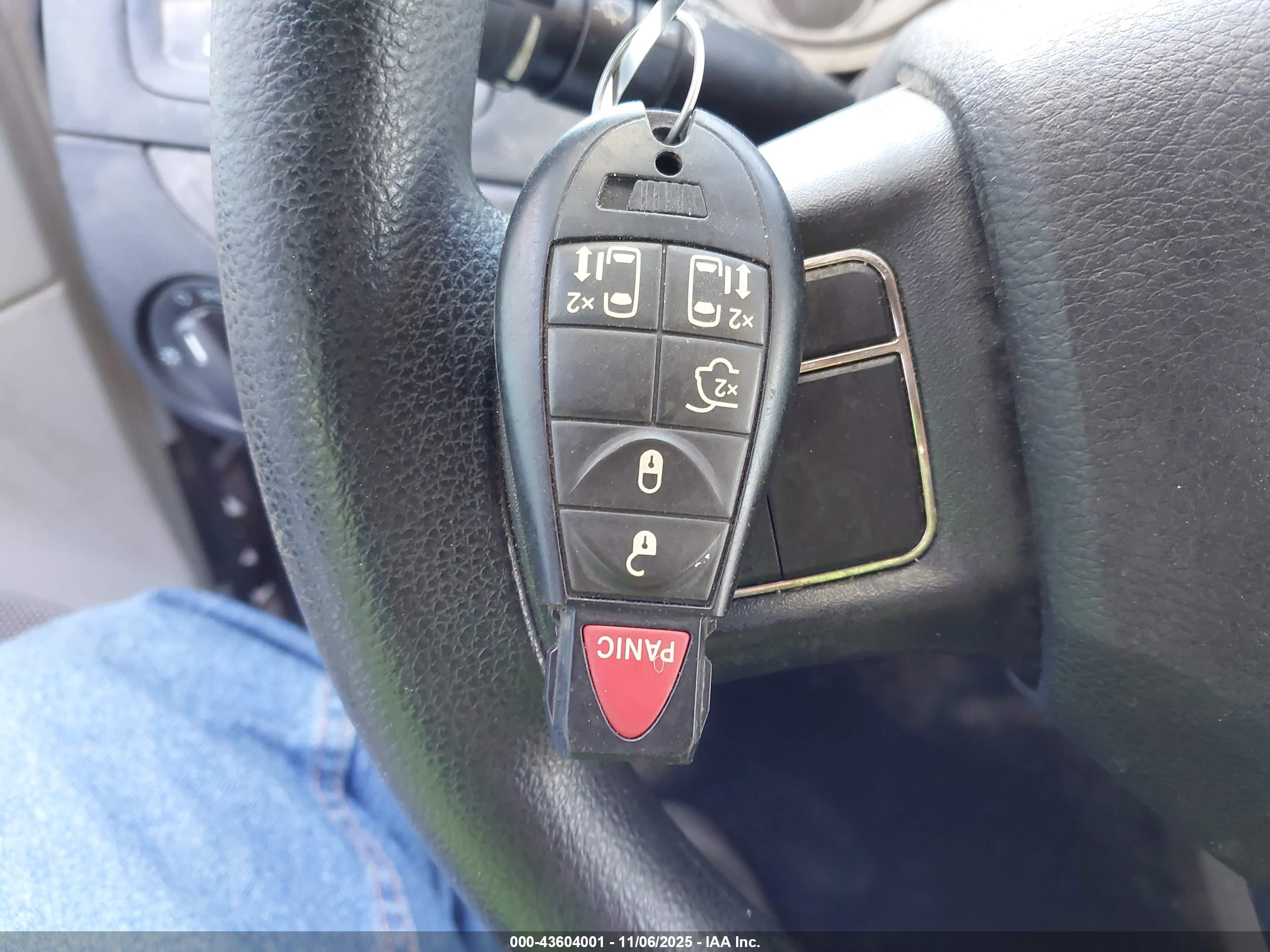 DODGE GRAND image 11