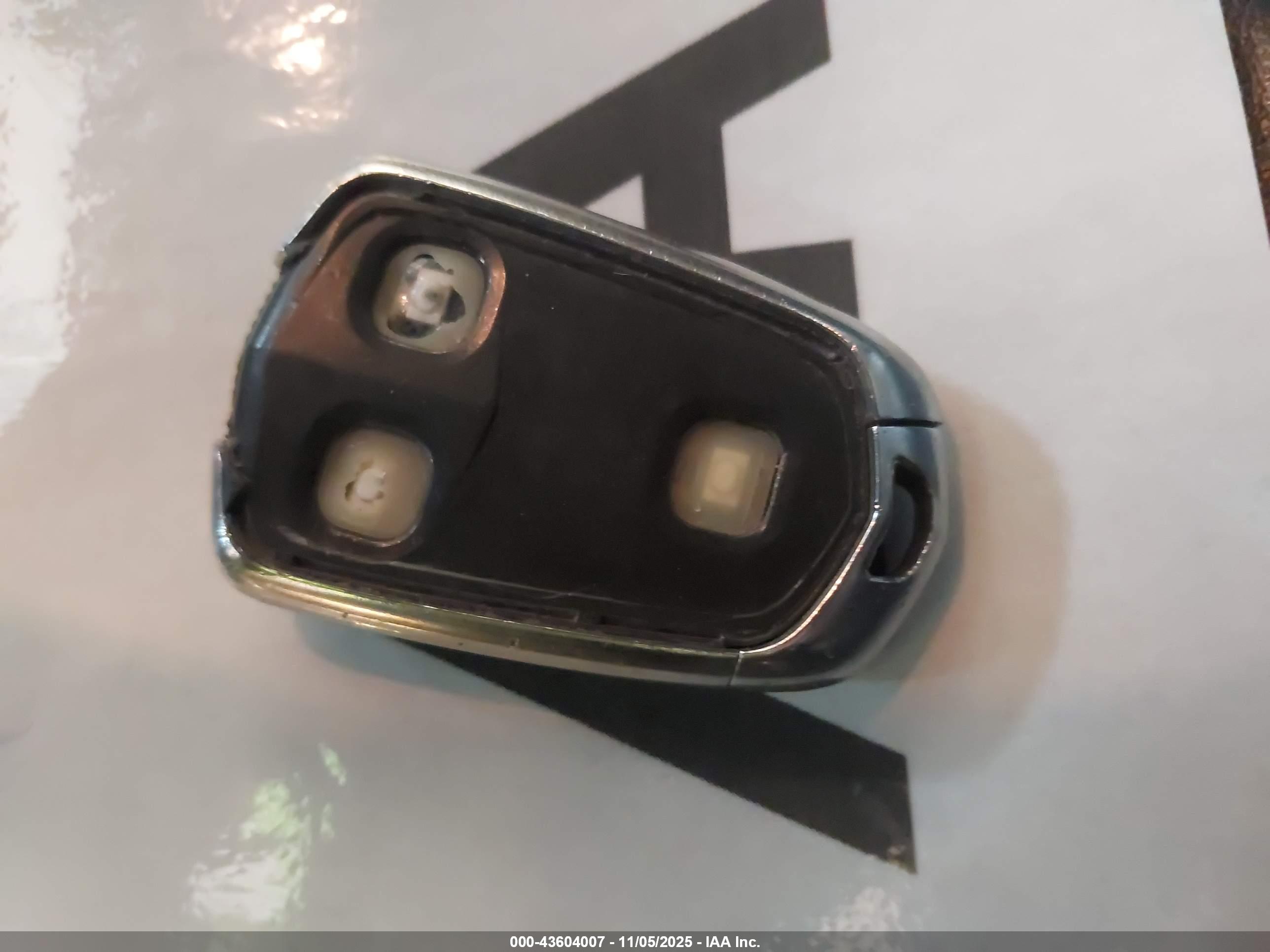 CADILLAC SRX image 11