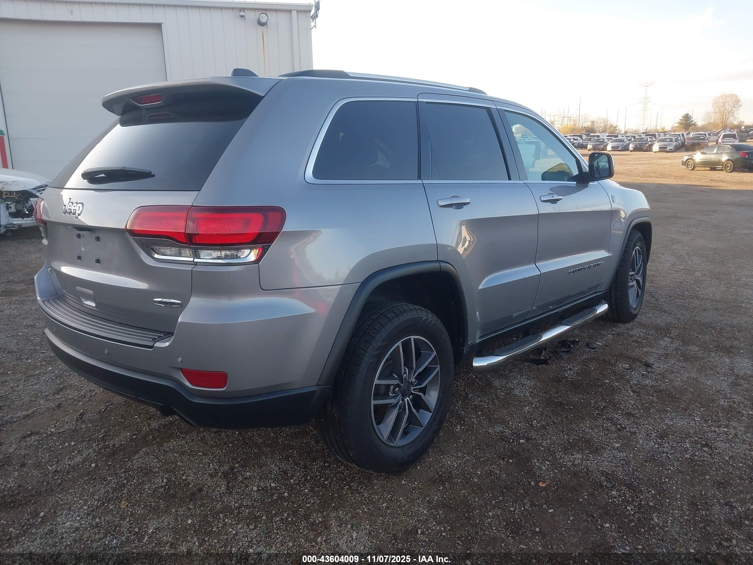 JEEP GRAND image 4