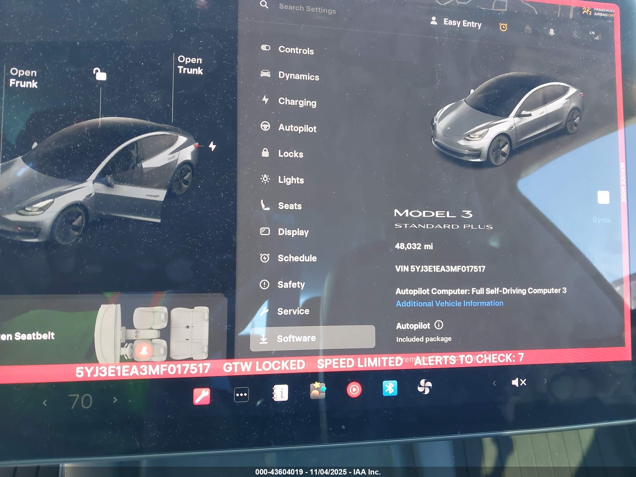 TESLA MODEL image 7